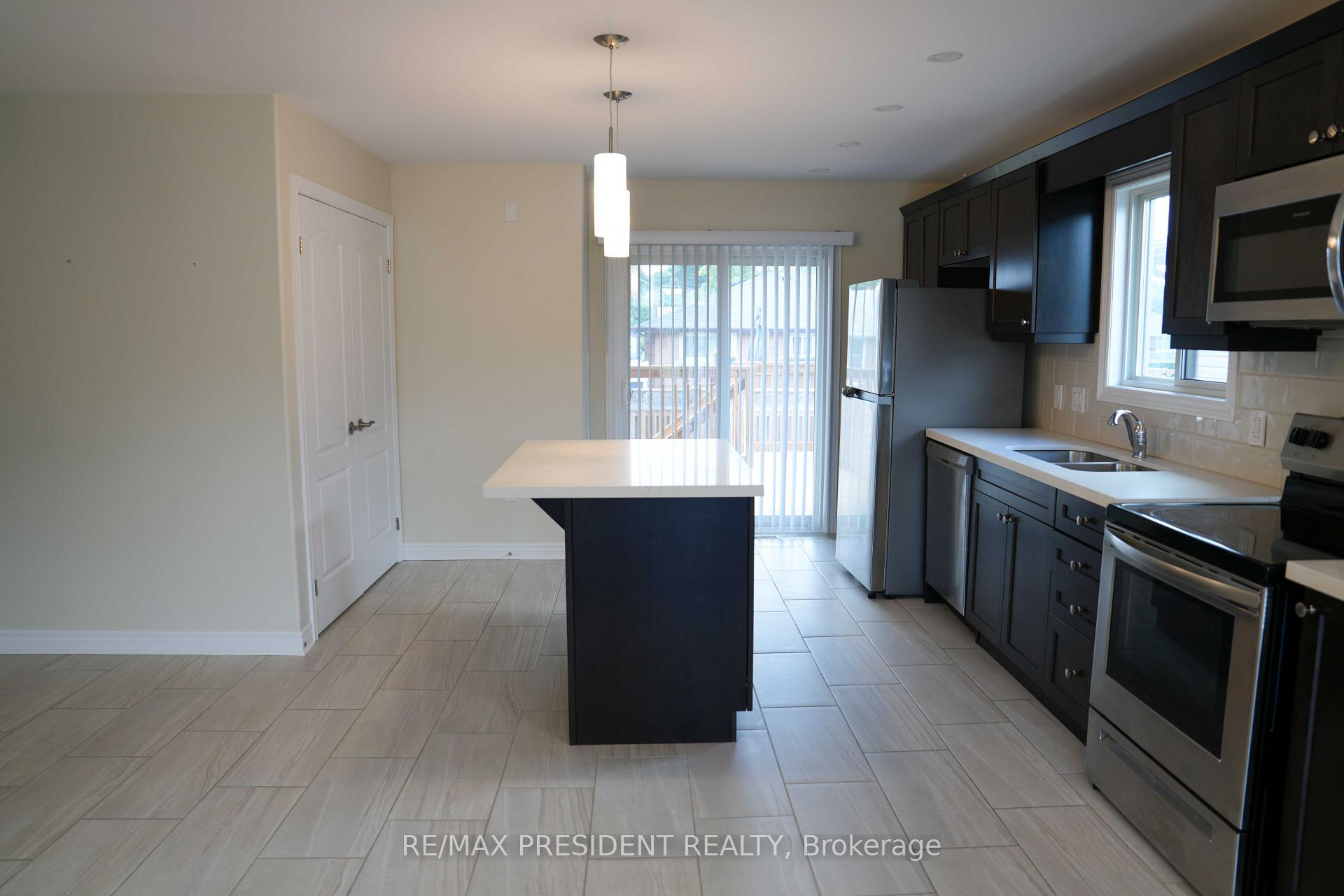 Photo 9 of 7 Berkshire Drive, St. Catharines, Carlton/Bunting — HOMEH