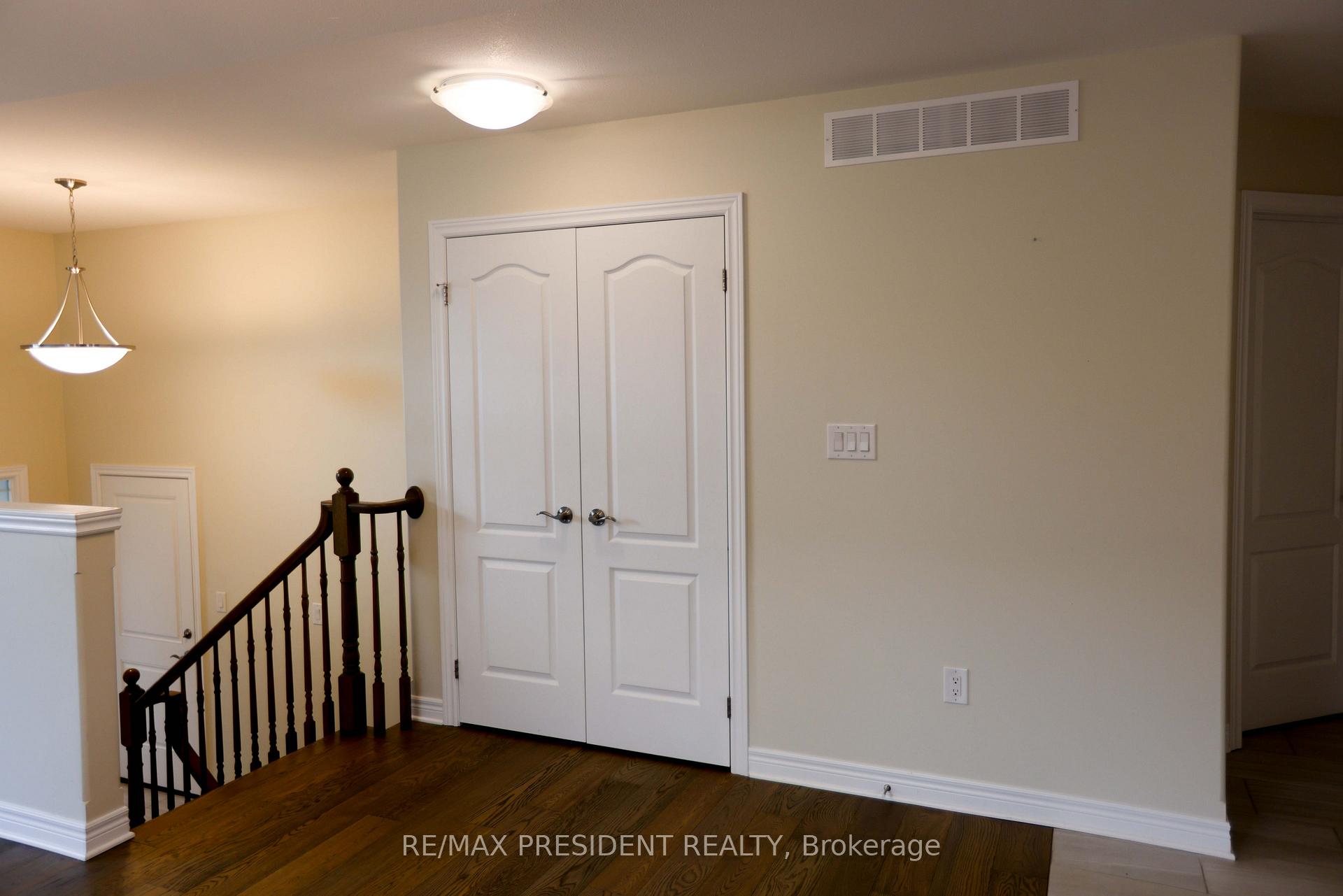 Photo 13 of 7 Berkshire Drive, St. Catharines, Carlton/Bunting — HOMEH