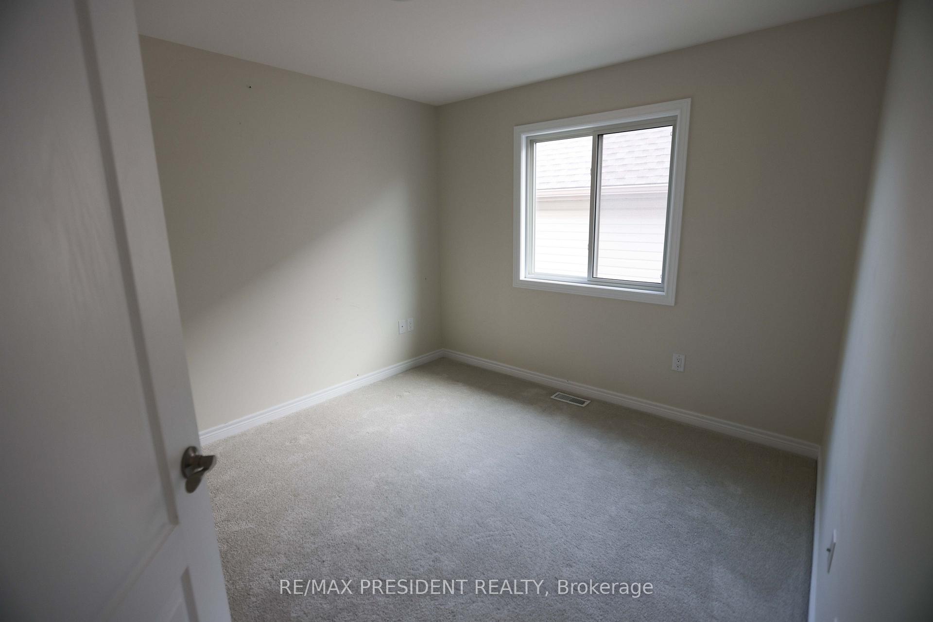 Photo 14 of 7 Berkshire Drive, St. Catharines, Carlton/Bunting — HOMEH