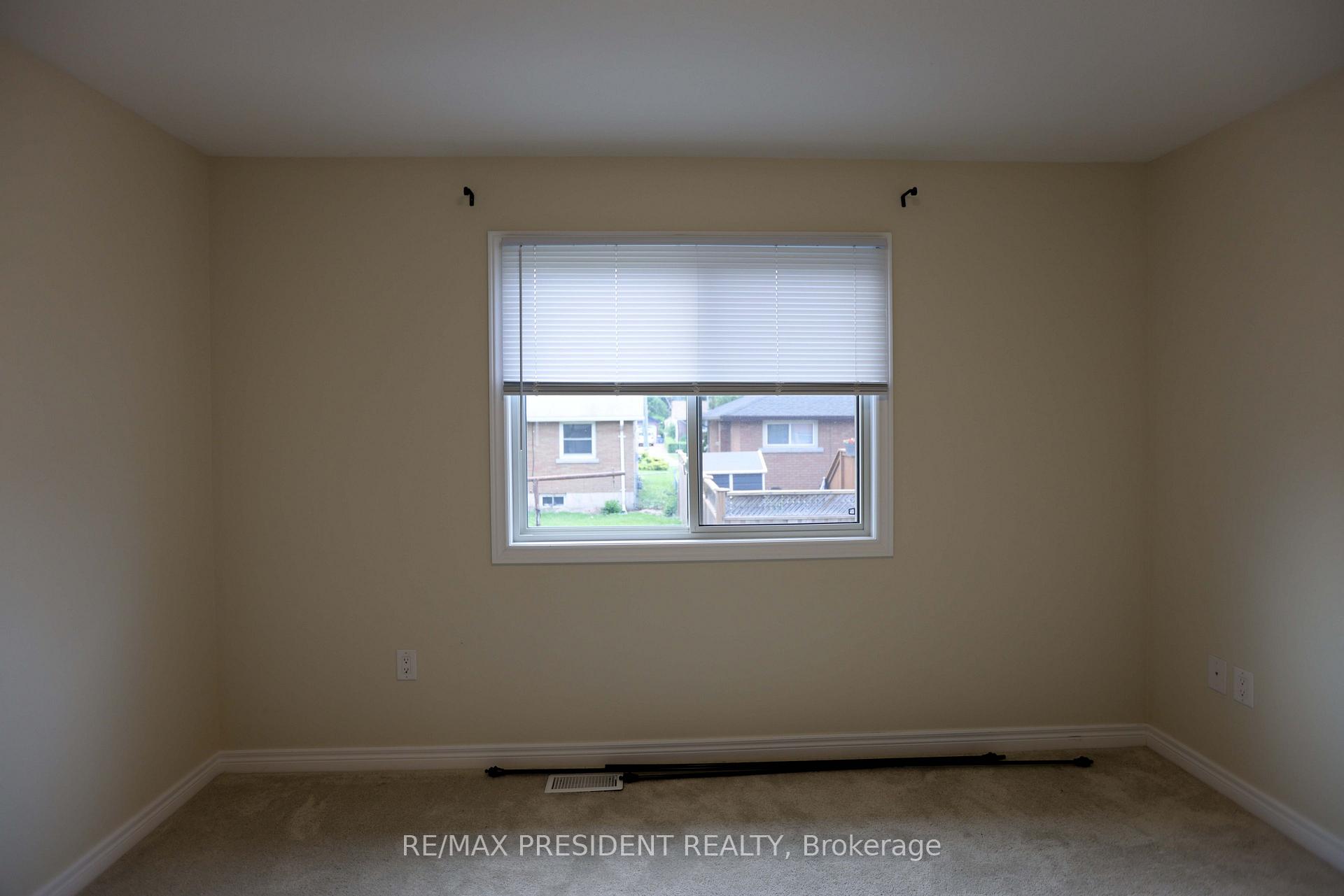 Photo 18 of 7 Berkshire Drive, St. Catharines, Carlton/Bunting — HOMEH