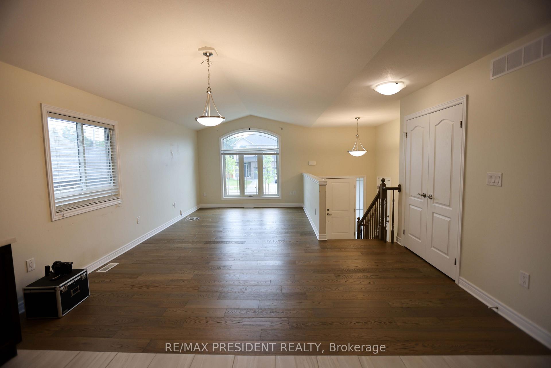 Photo 29 of 7 Berkshire Drive, St. Catharines, Carlton/Bunting — HOMEH