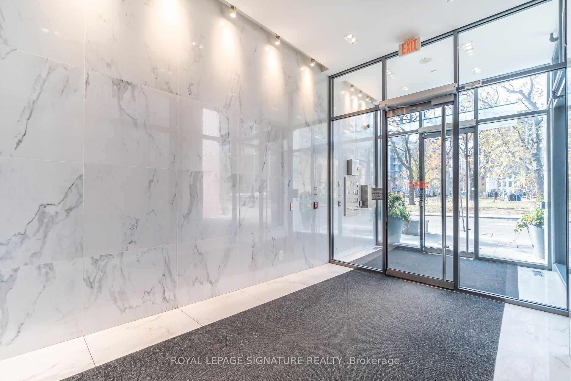 Photo 3 of Unit 603, 39 Brant Street, Toronto, Waterfront Communities — HOMEH