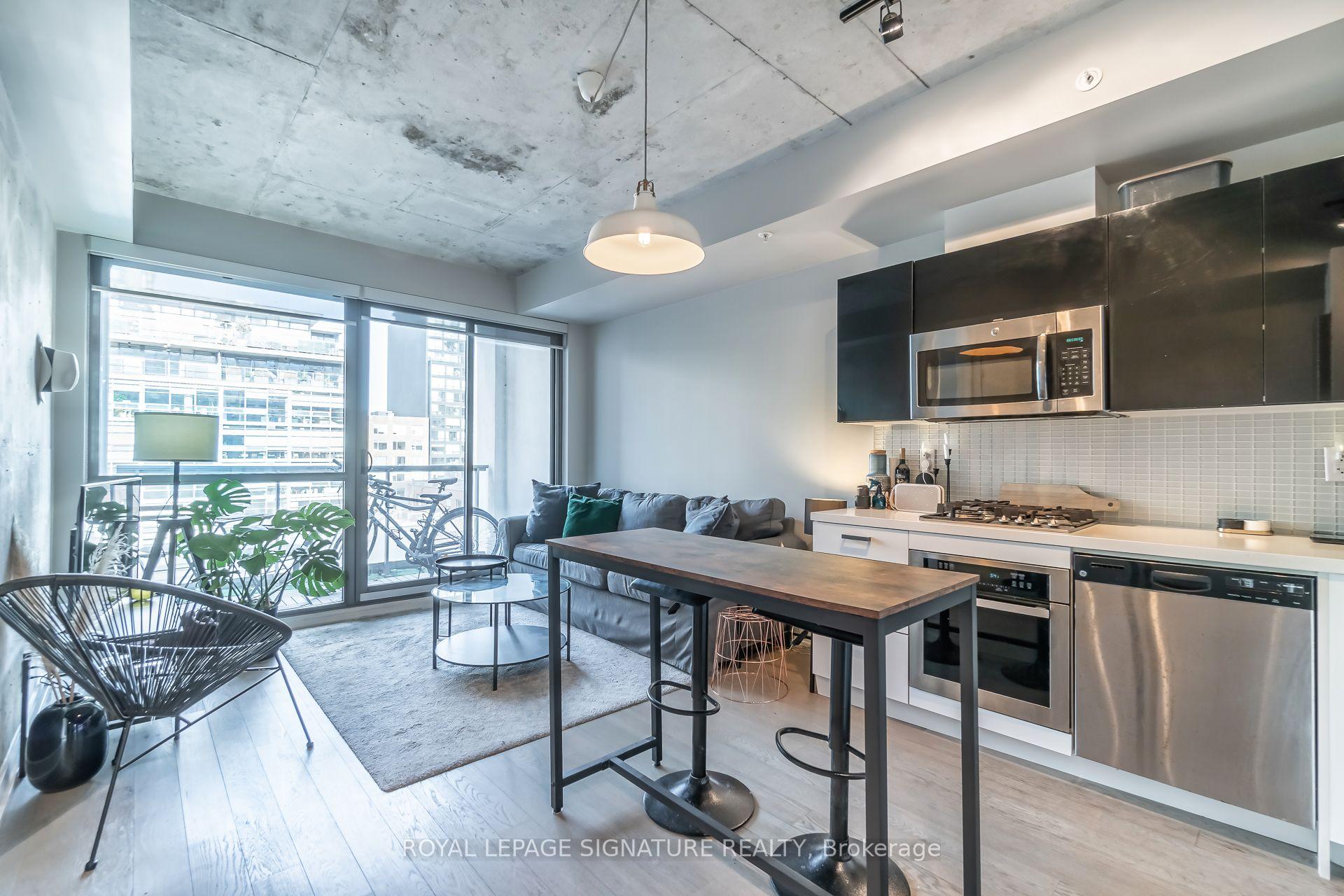 Photo 9 of Unit 603, 39 Brant Street, Toronto, Waterfront Communities — HOMEH