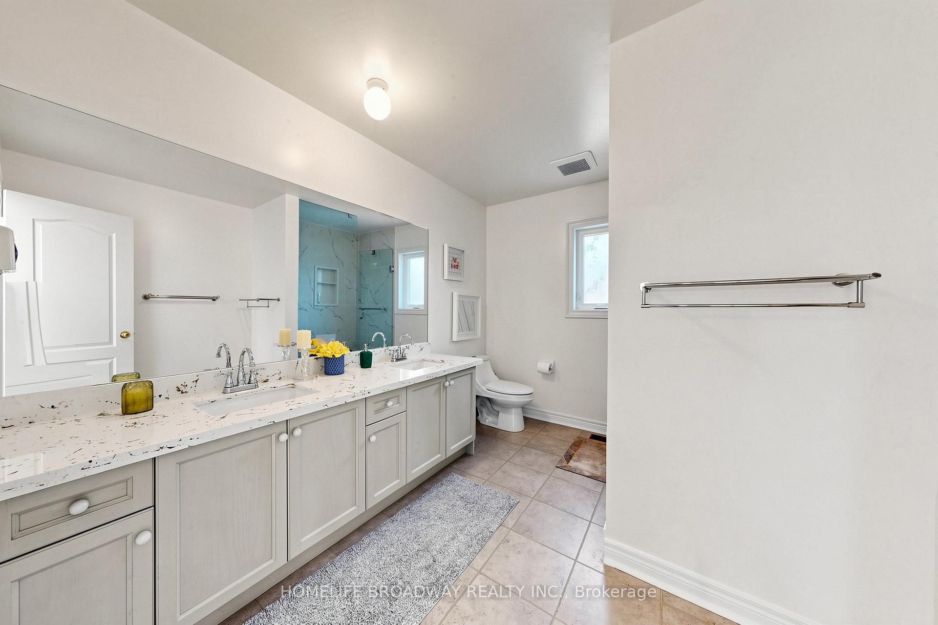 Photo 34 of 143 Village Gate Drive, Markham, Cachet — HOMEH