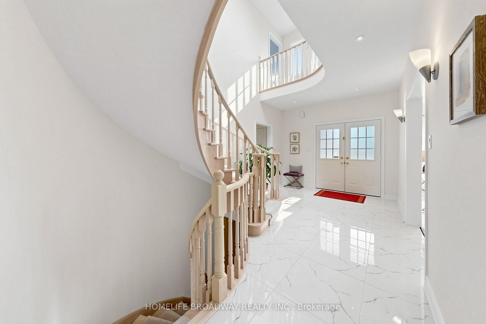 Photo 41 of 143 Village Gate Drive, Markham, Cachet — HOMEH