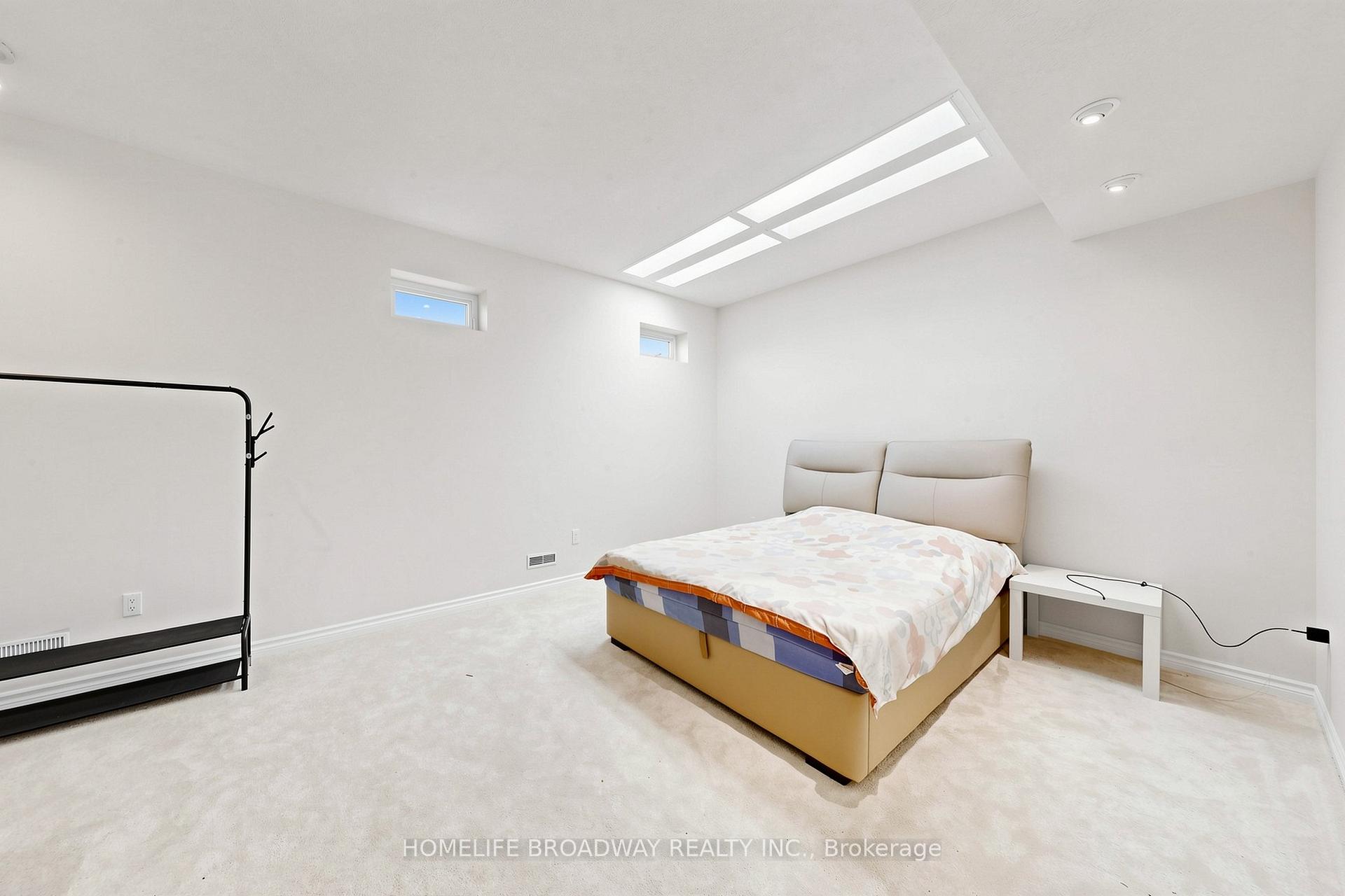 Photo 44 of 143 Village Gate Drive, Markham, Cachet — HOMEH