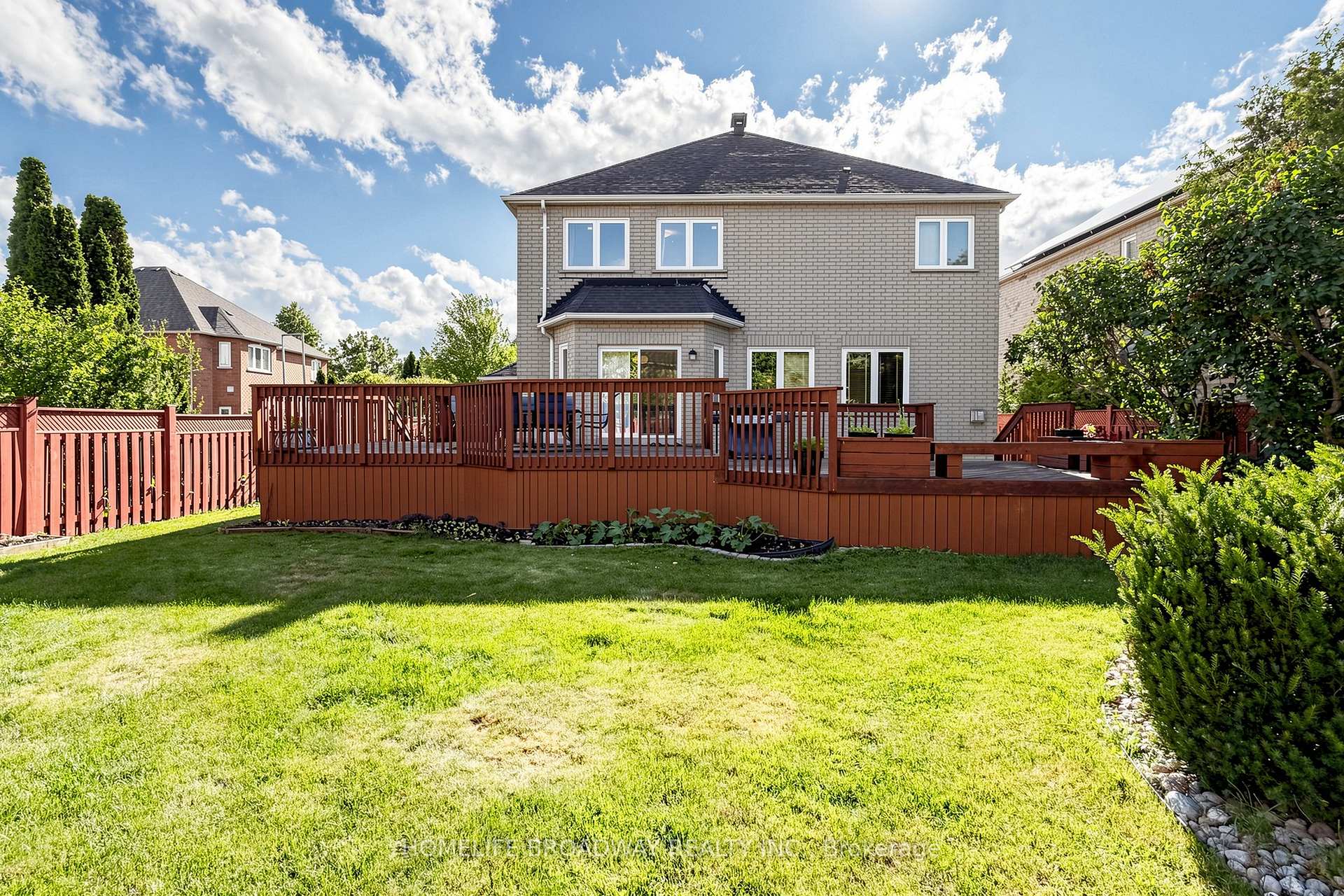Photo 49 of 143 Village Gate Drive, Markham, Cachet — HOMEH