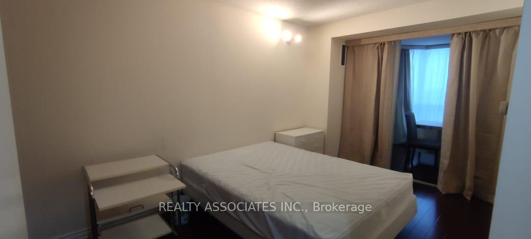 Photo 5 of Unit 1903, 330 Alton Towers Circle, Scarborough, Milliken — HOMEH