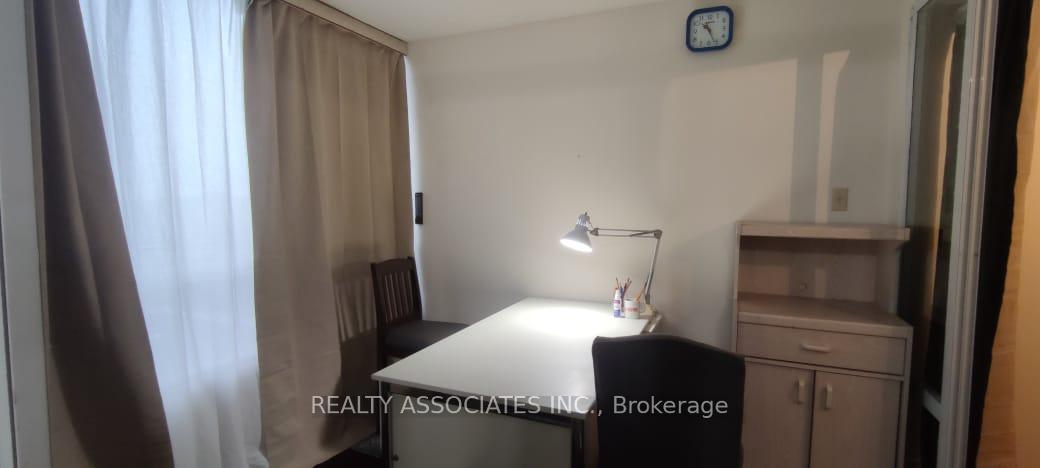 Photo 6 of Unit 1903, 330 Alton Towers Circle, Scarborough, Milliken — HOMEH
