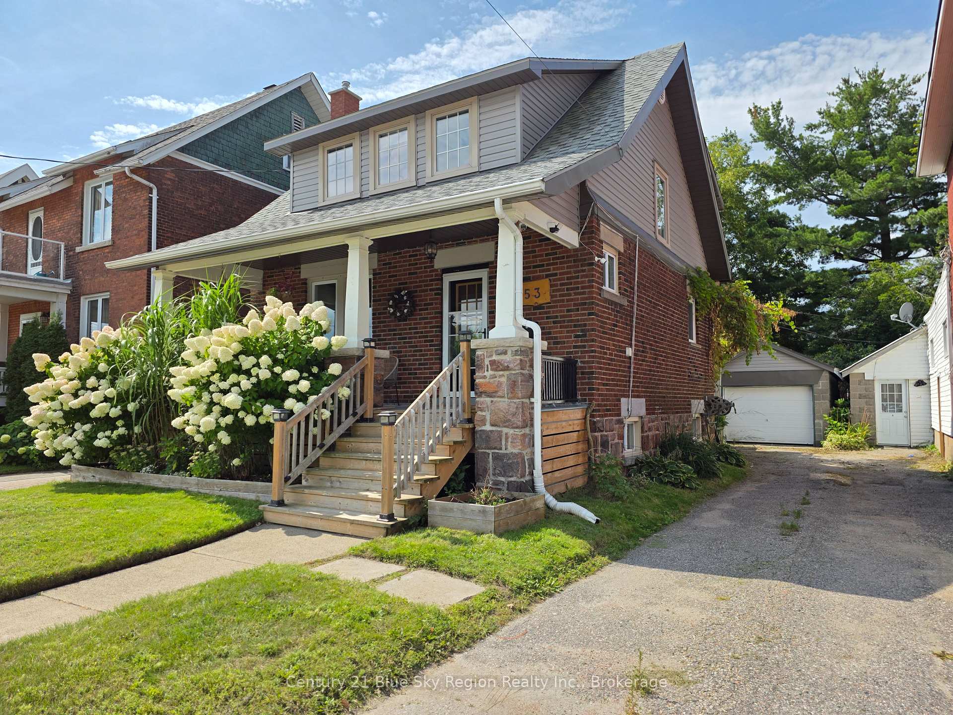 Photo 3 of 153 First Avenue W, North Bay, Central — HOMEH