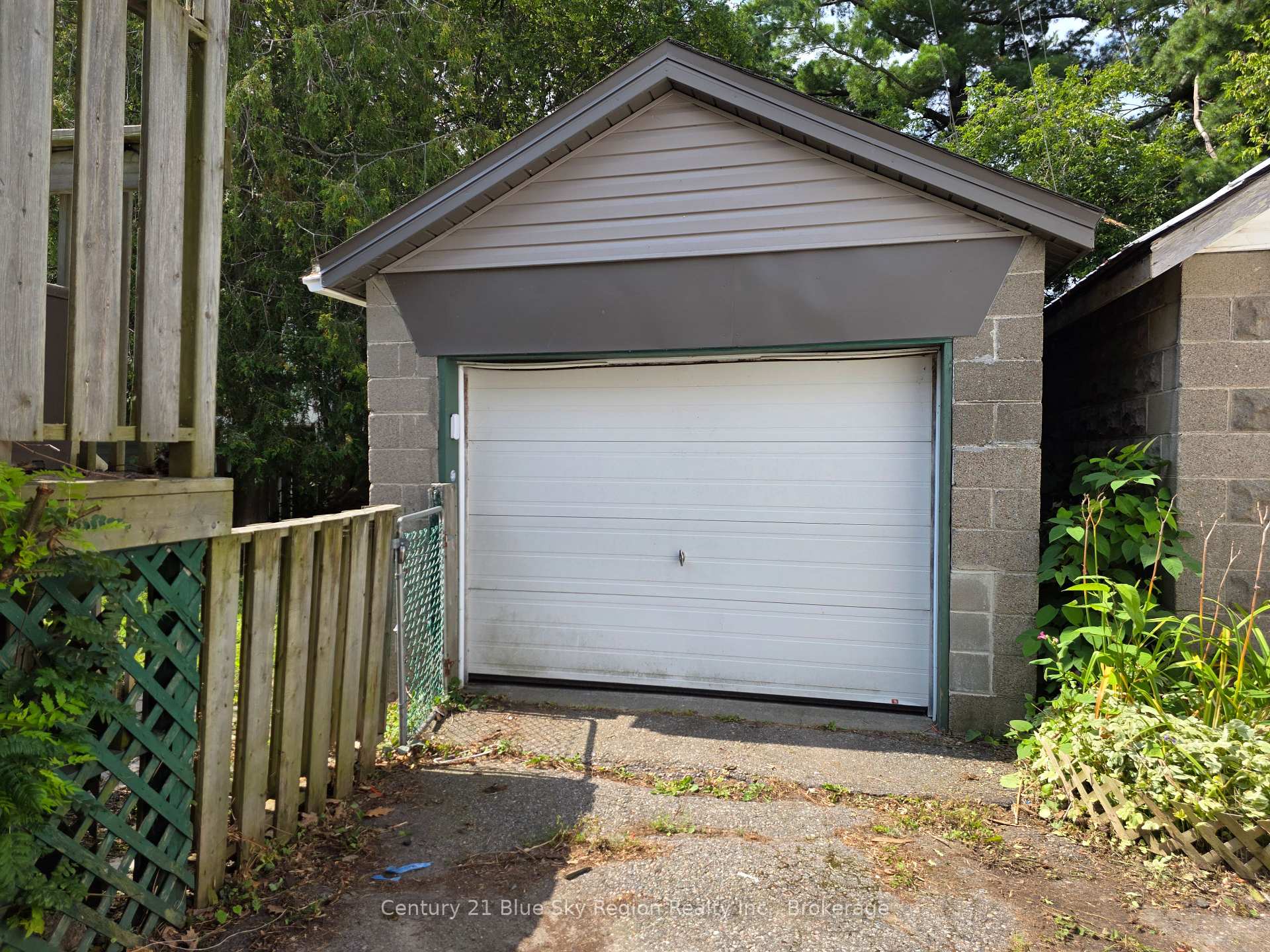 Photo 4 of 153 First Avenue W, North Bay, Central — HOMEH