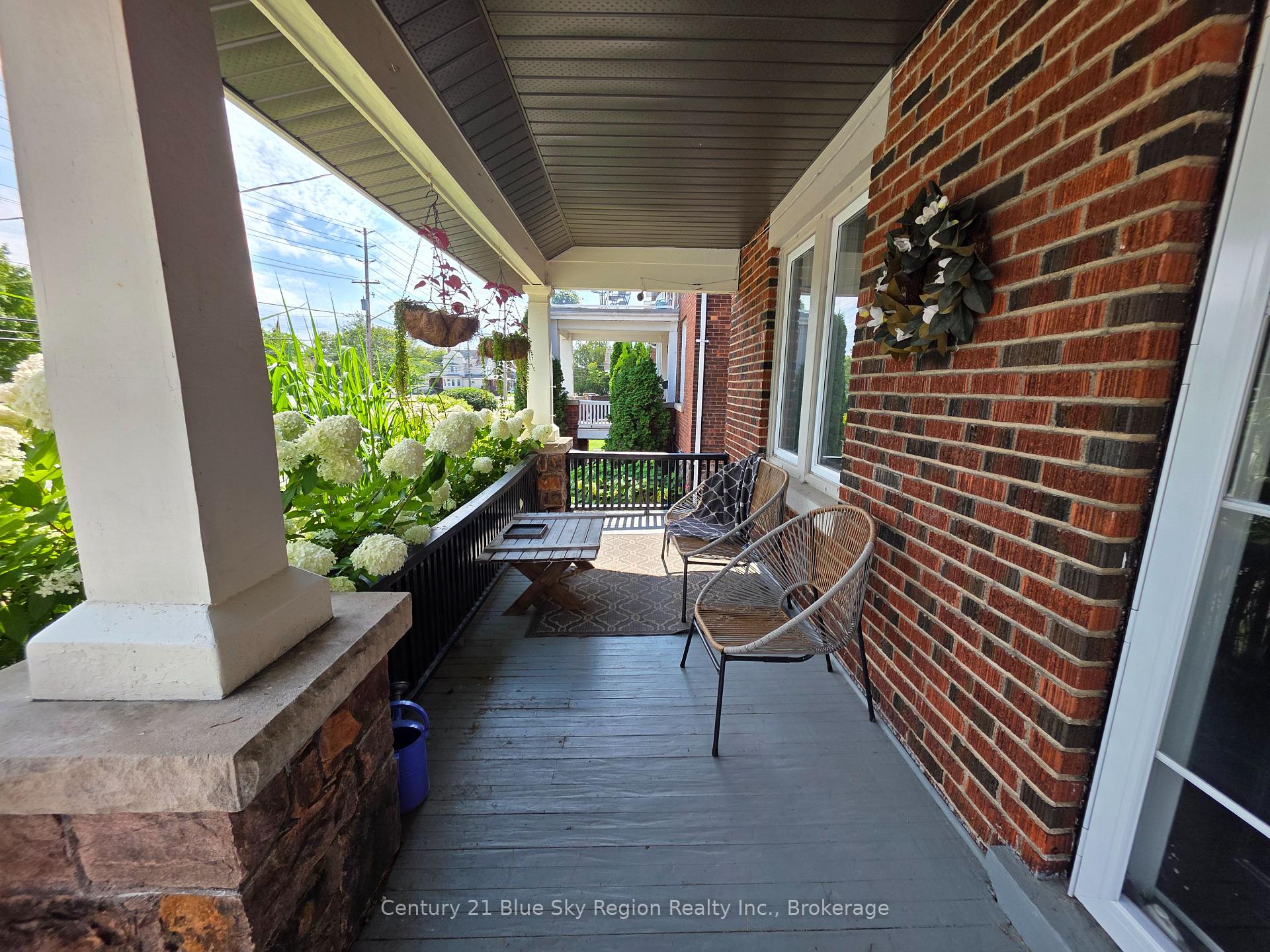 Photo 8 of 153 First Avenue W, North Bay, Central — HOMEH