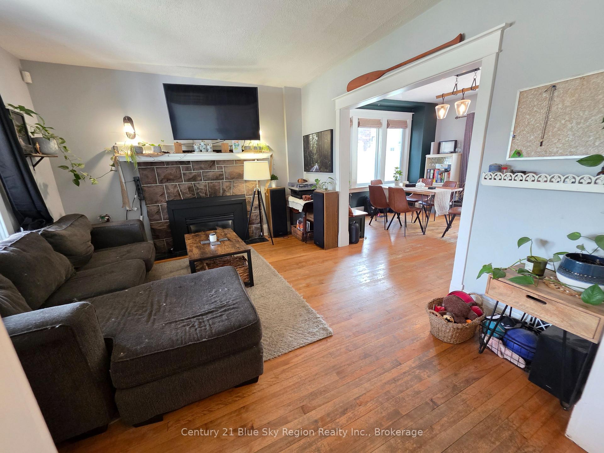 Photo 12 of 153 First Avenue W, North Bay, Central — HOMEH