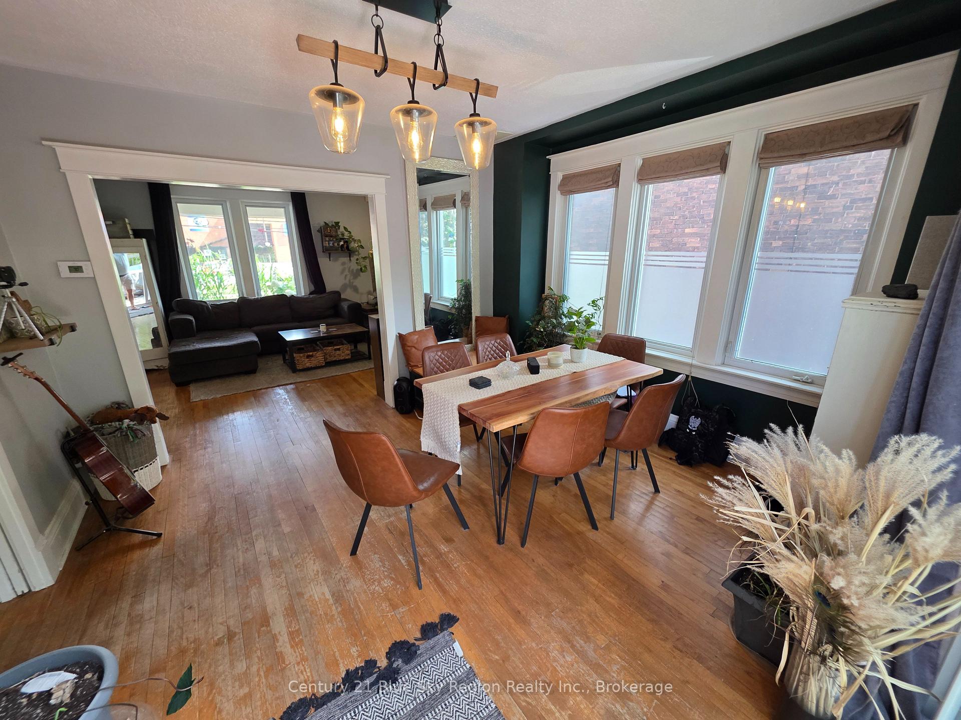 Photo 15 of 153 First Avenue W, North Bay, Central — HOMEH
