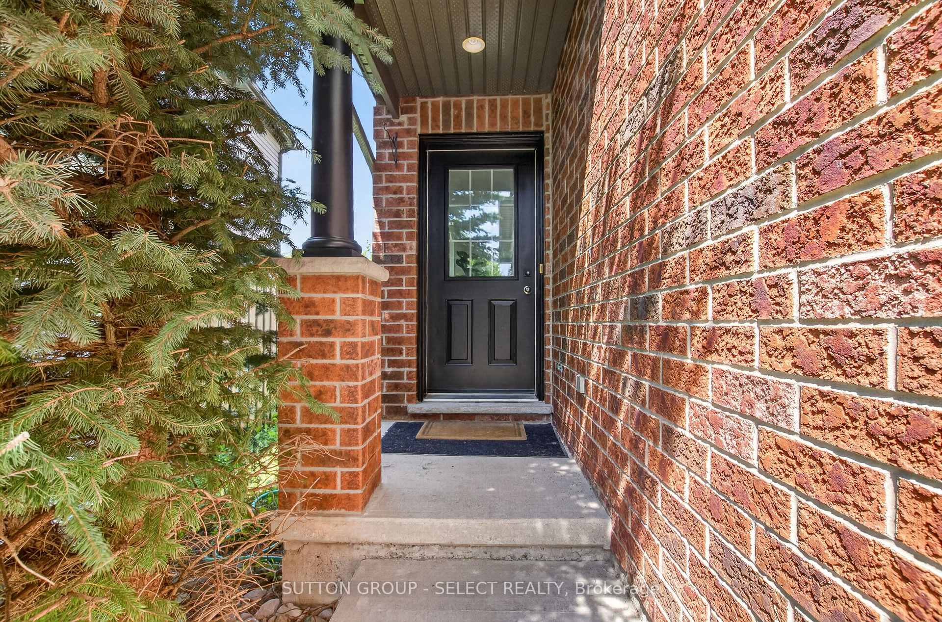 Photo 3 of 1893 Stackhouse Crescent, London, North C — HOMEH