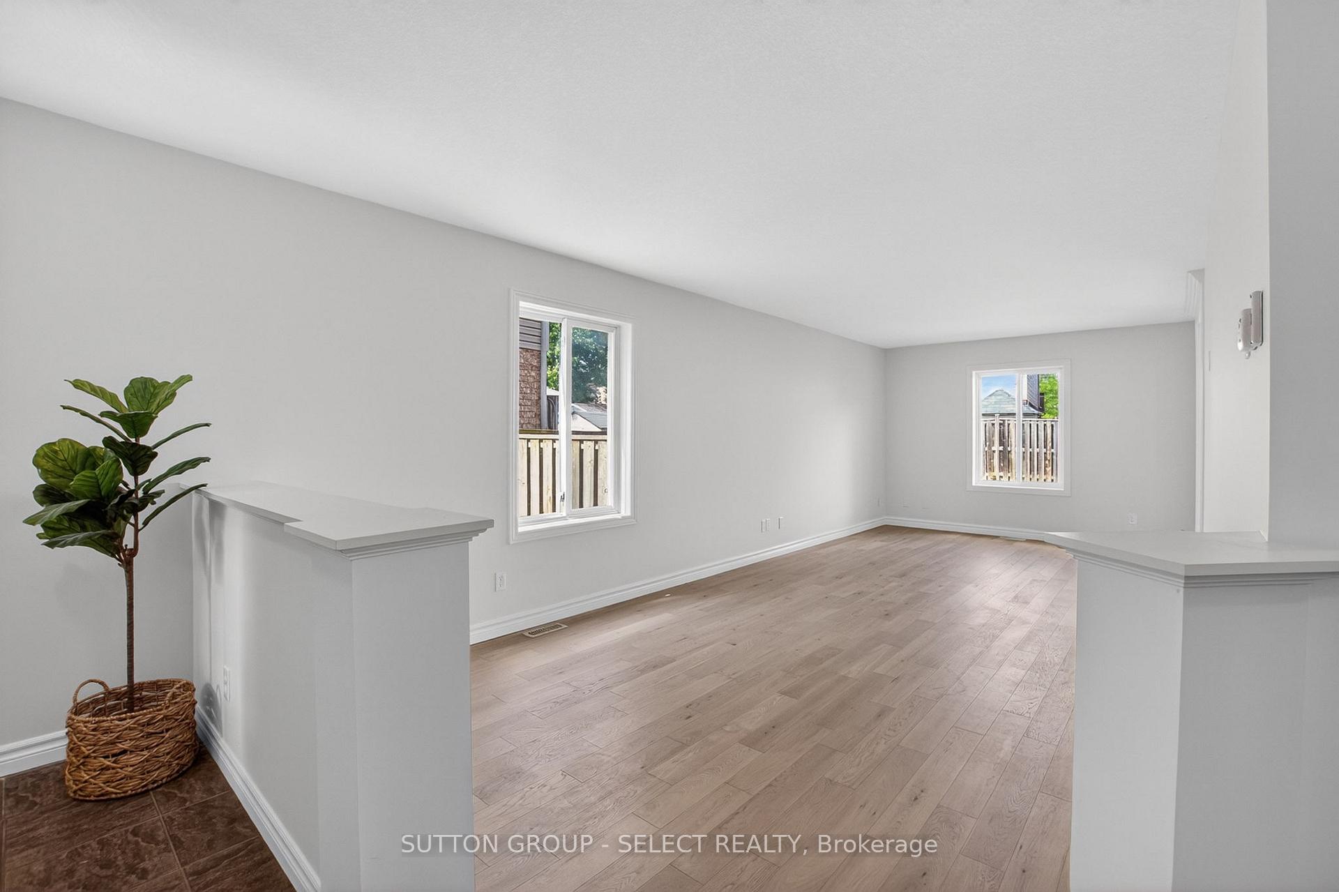 Photo 7 of 1893 Stackhouse Crescent, London, North C — HOMEH