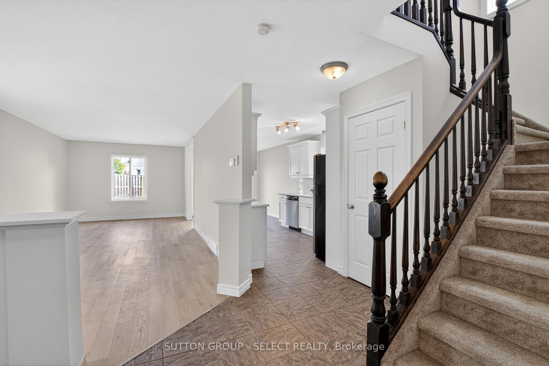 Photo 17 of 1893 Stackhouse Crescent, London, North C — HOMEH