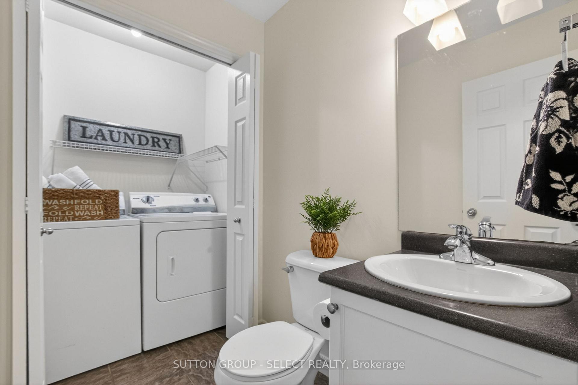 Photo 18 of 1893 Stackhouse Crescent, London, North C — HOMEH