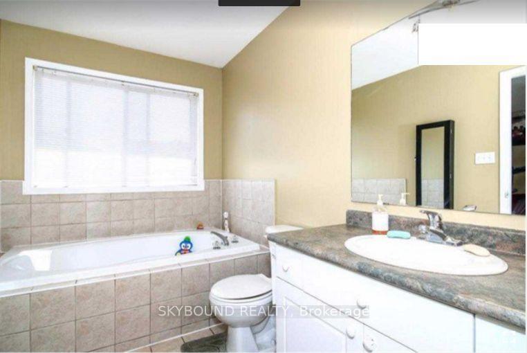 Photo 9 of Unit Upper, 24 Larkspur Road, Brampton, Sandringham-Wellington — HOMEH