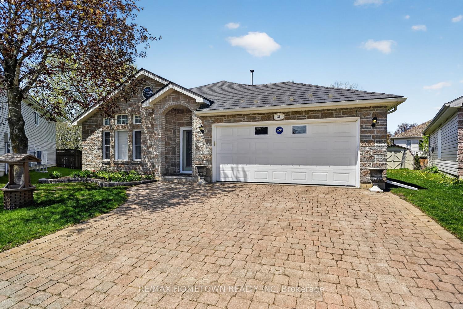 Photo 1 of 24 Regency Place, Brockville, Brockville — HOMEH