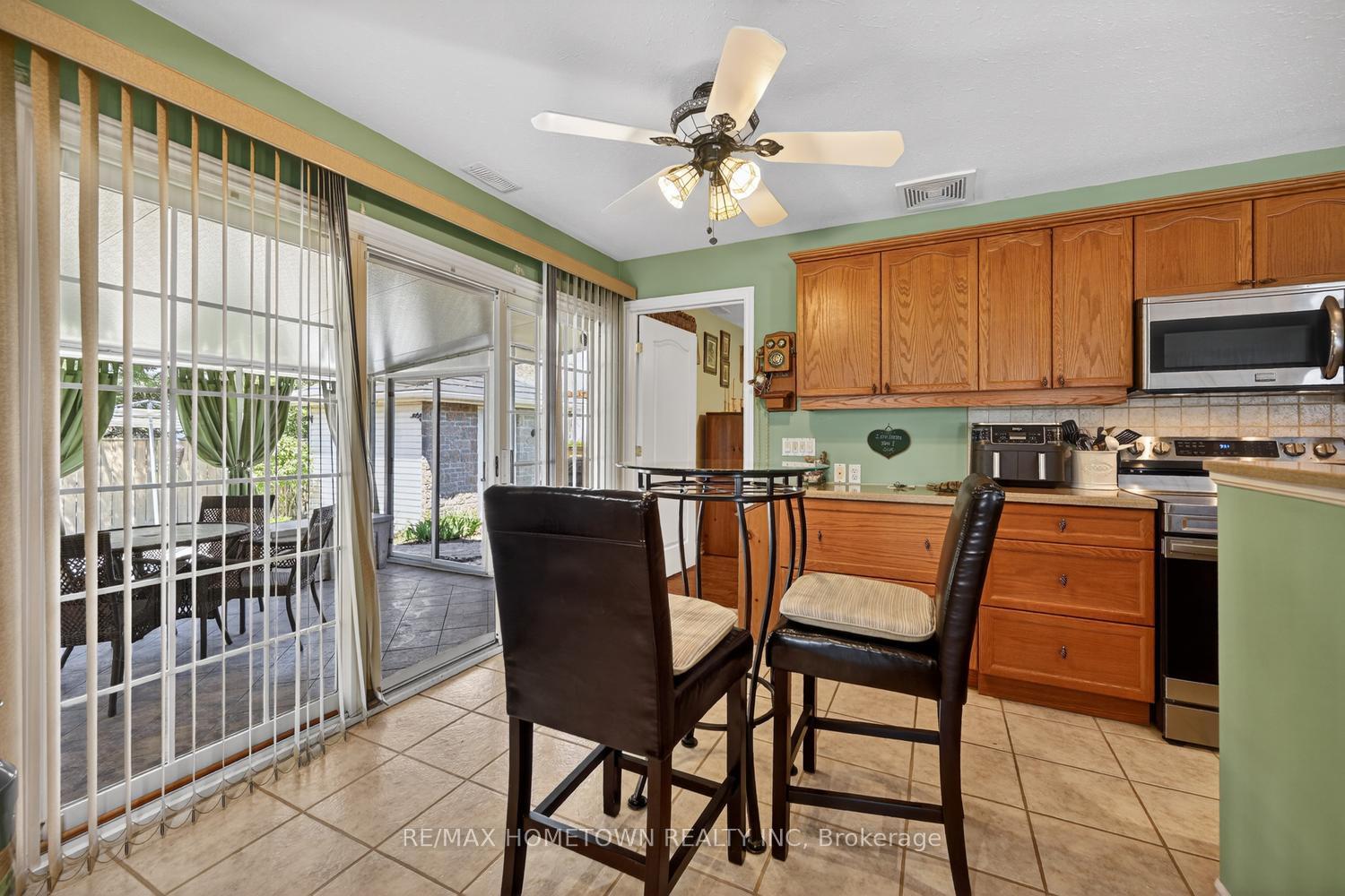 Photo 19 of 24 Regency Place, Brockville, Brockville — HOMEH