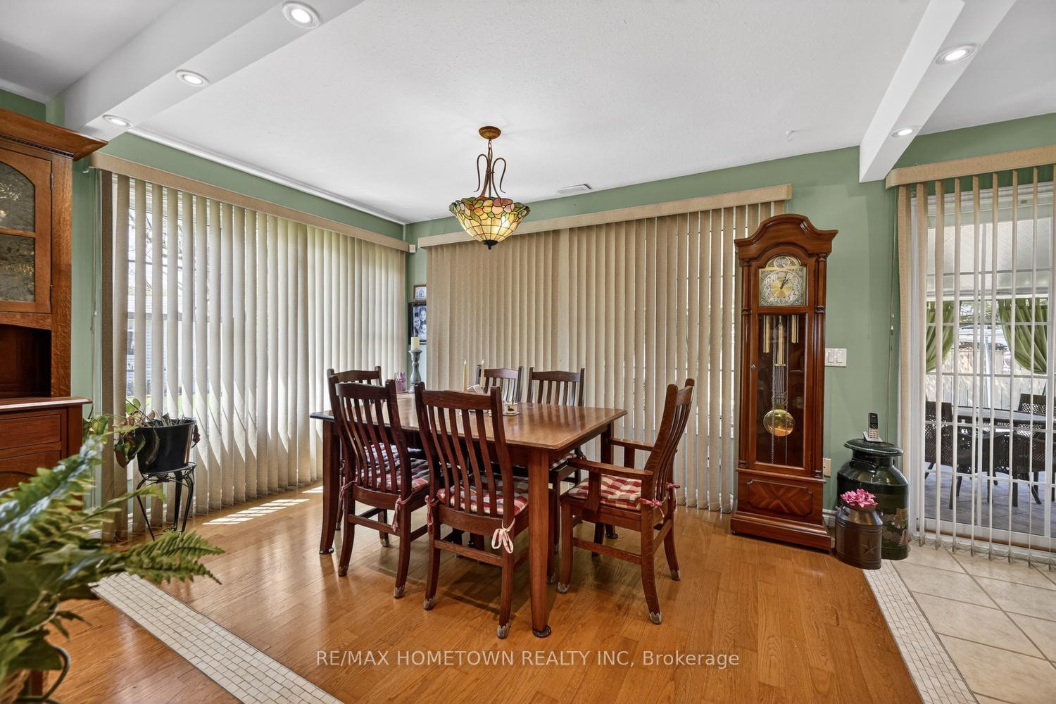 Photo 21 of 24 Regency Place, Brockville, Brockville — HOMEH