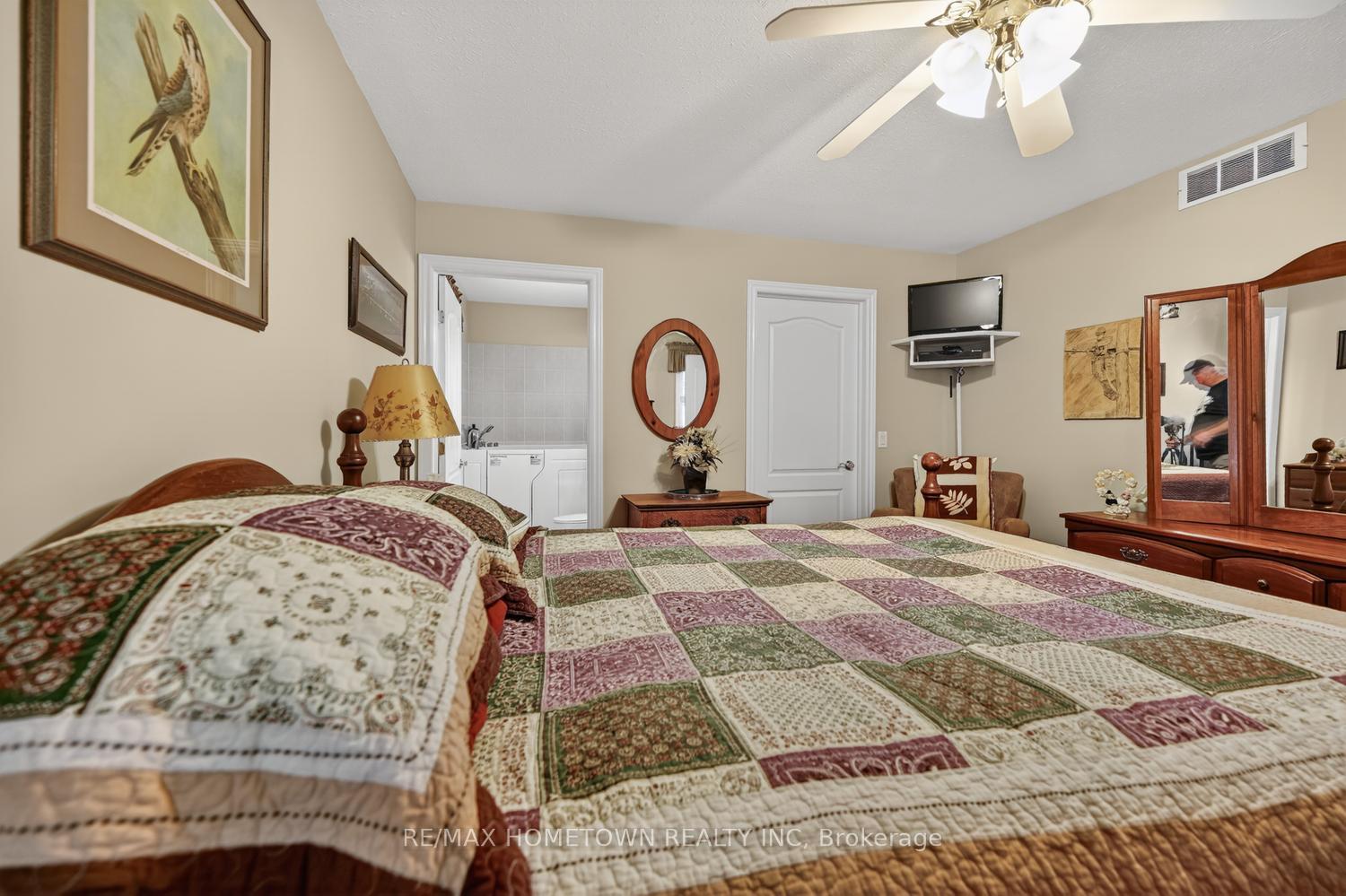 Photo 23 of 24 Regency Place, Brockville, Brockville — HOMEH