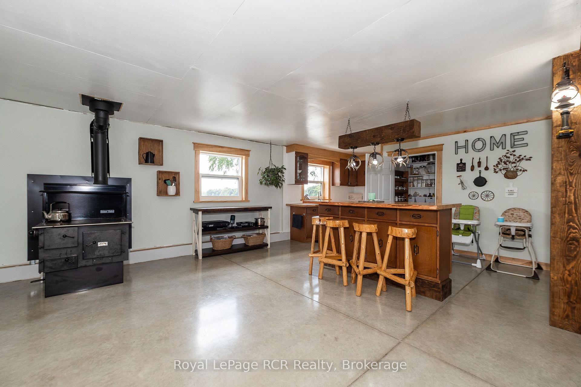 Photo 8 of 1720 Bruce 10 Road, Arran-Elderslie — HOMEH