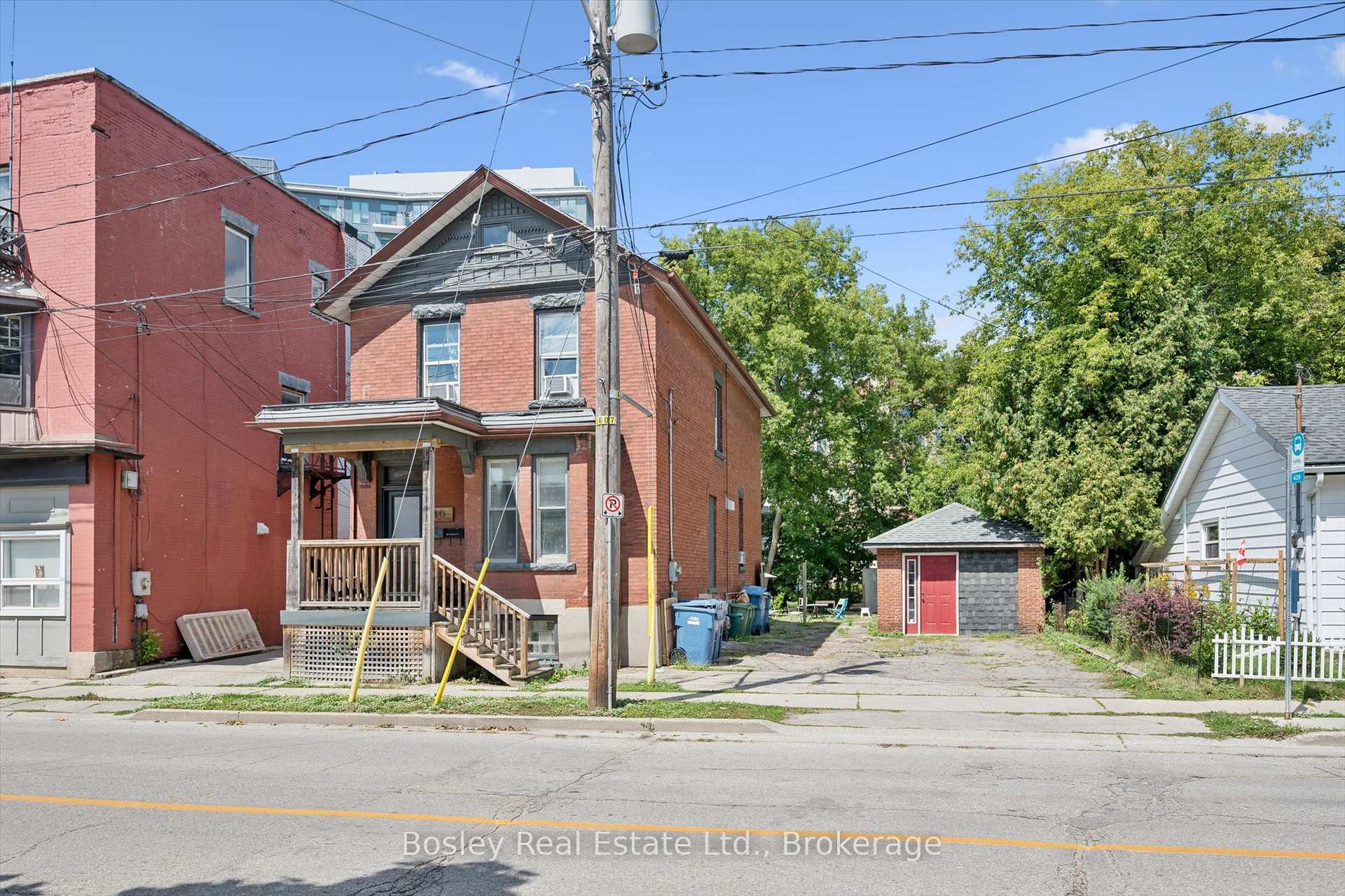 Photo 3 of 10 Ontario Street, Guelph, St. Patrick's Ward — HOMEH