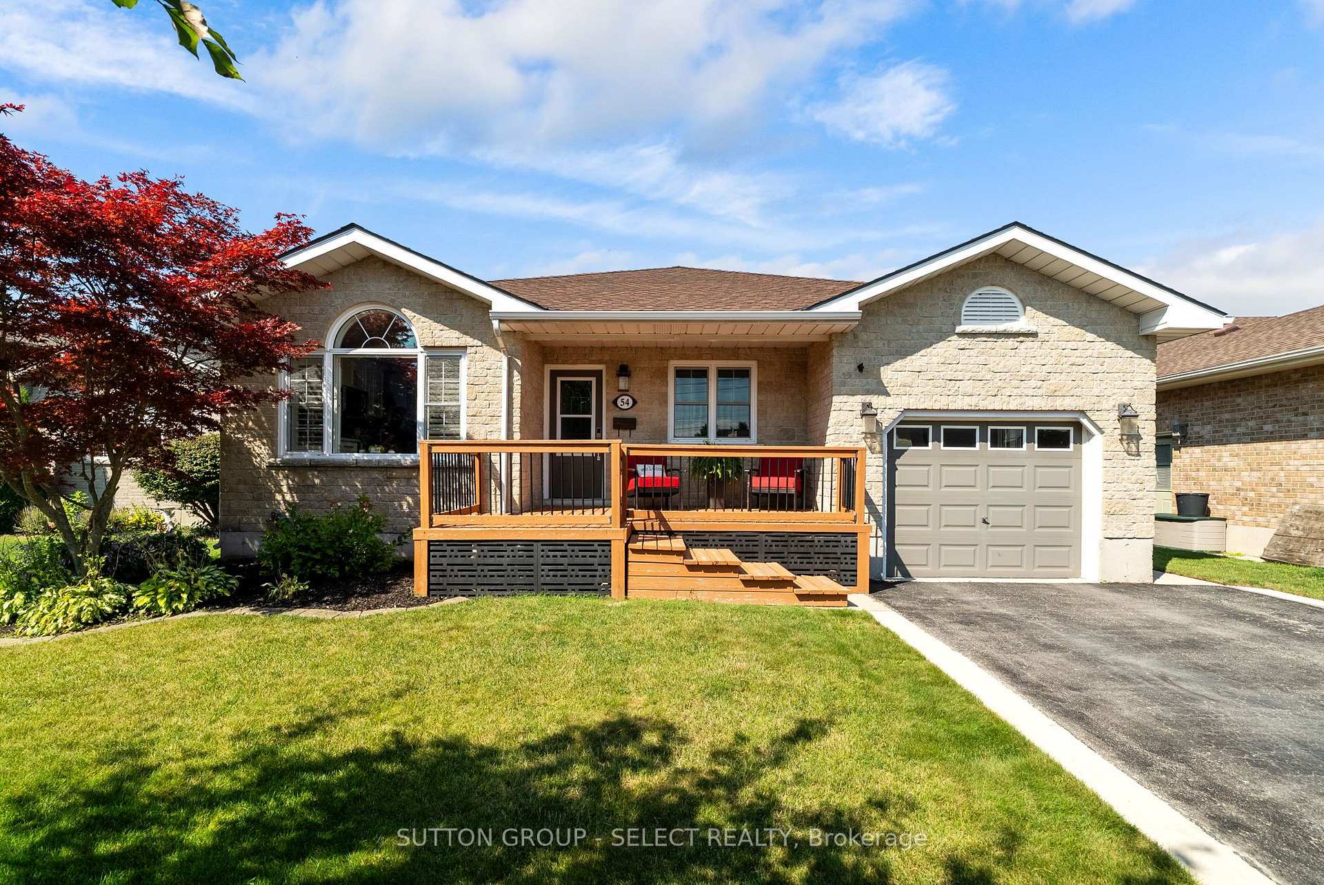 Photo 2 of 54 Balvina Drive W, Goderich, Goderich (Town) — HOMEH