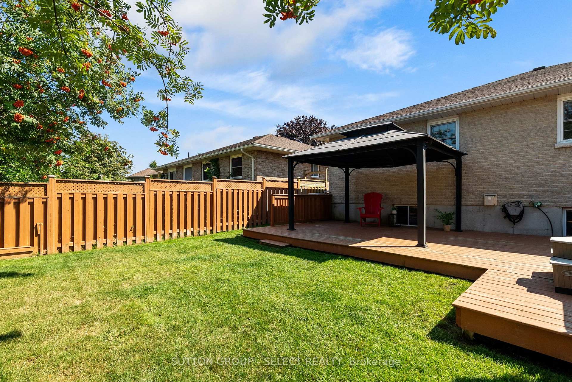 Photo 48 of 54 Balvina Drive W, Goderich, Goderich (Town) — HOMEH