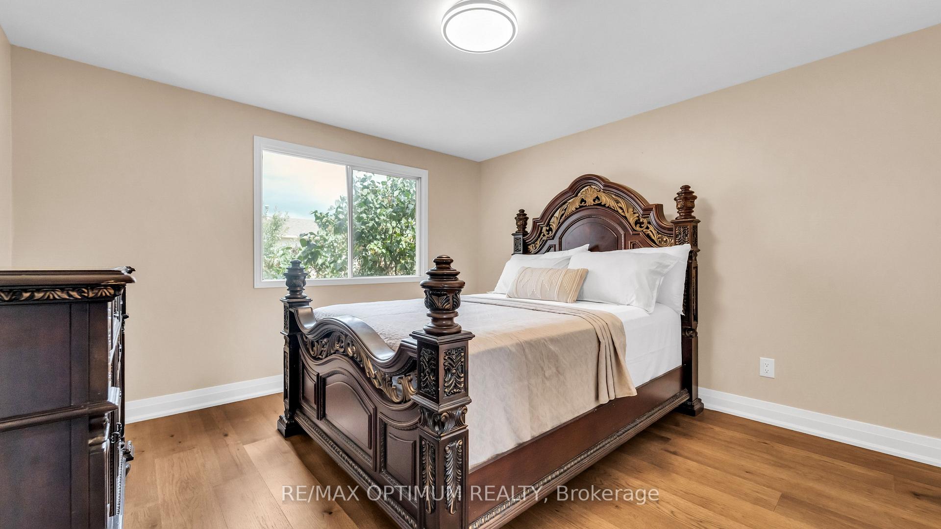 Photo 18 of 4 Lawnview Court, Brampton, Heart Lake West — HOMEH