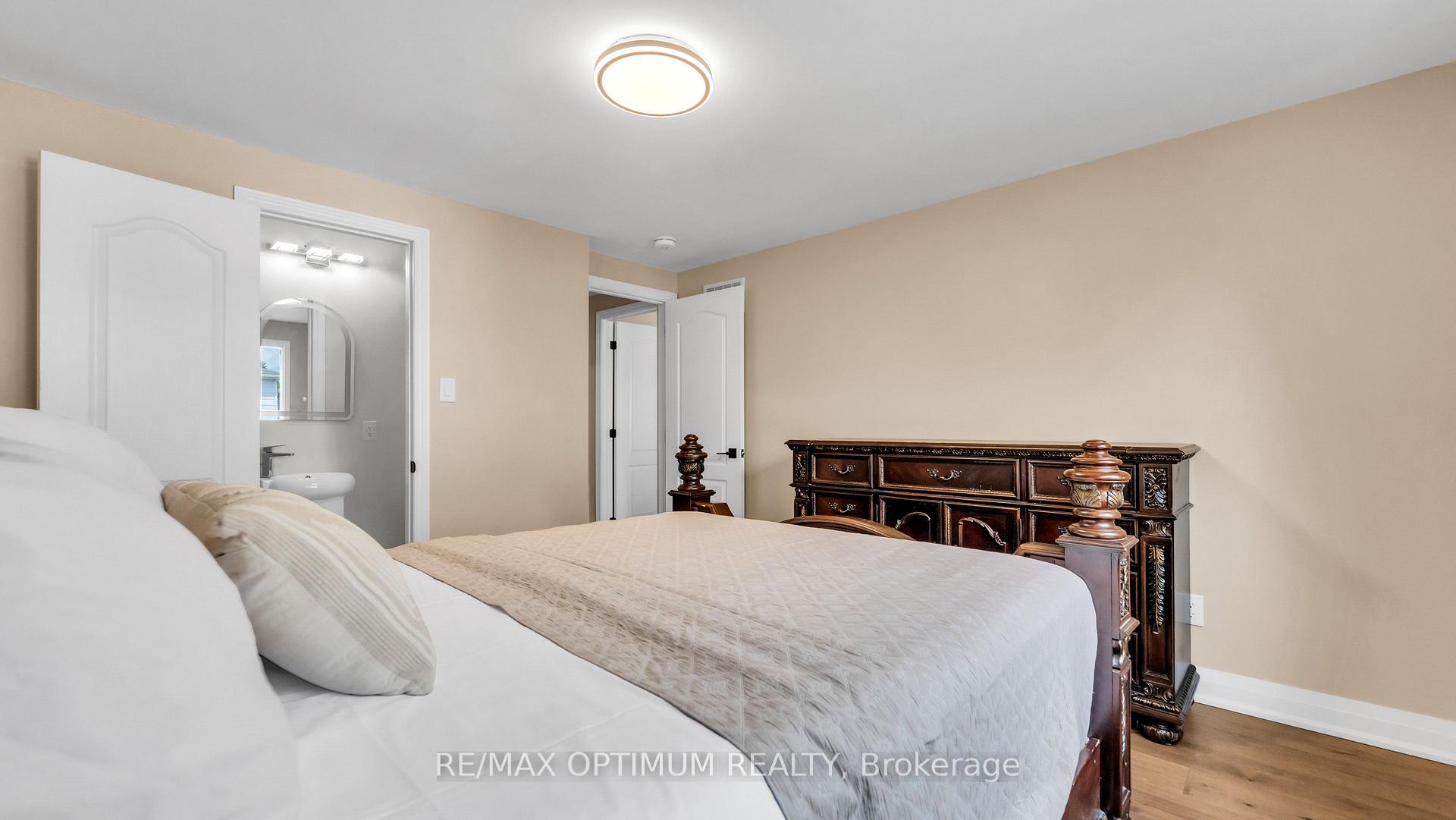 Photo 19 of 4 Lawnview Court, Brampton, Heart Lake West — HOMEH