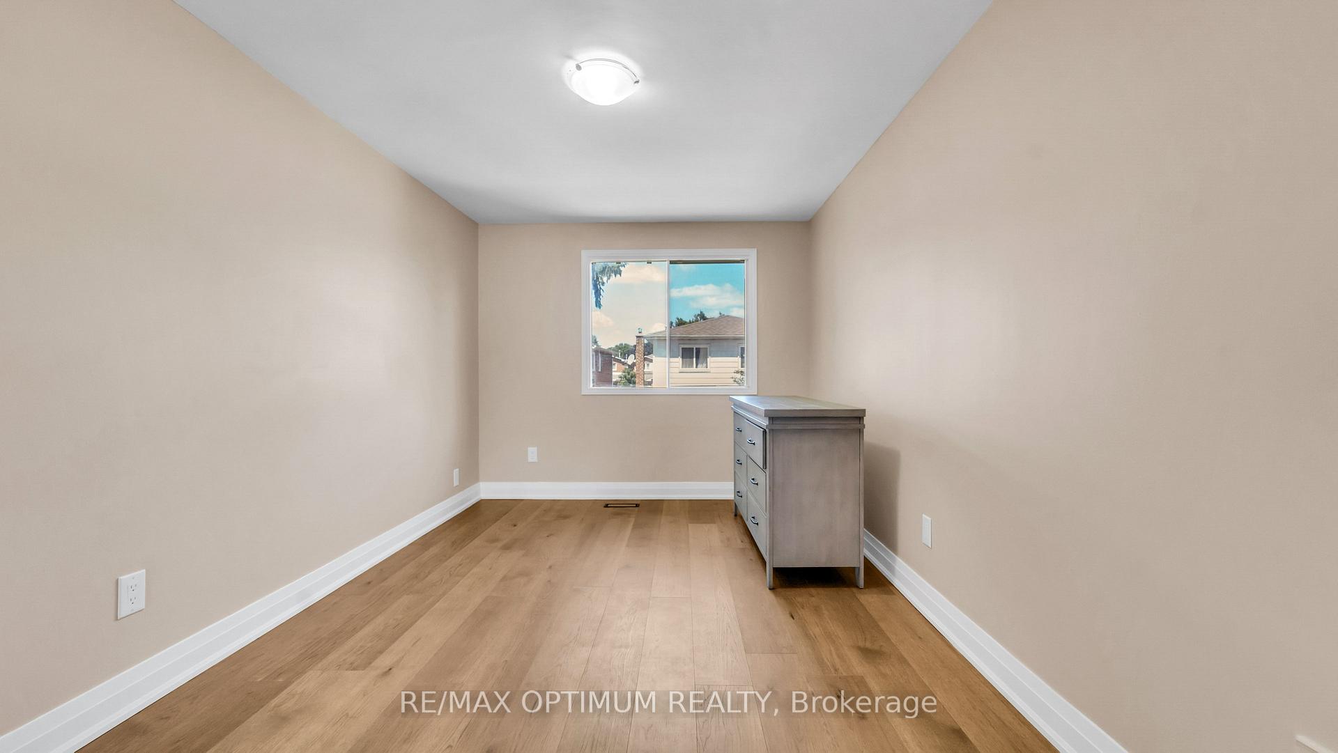 Photo 24 of 4 Lawnview Court, Brampton, Heart Lake West — HOMEH