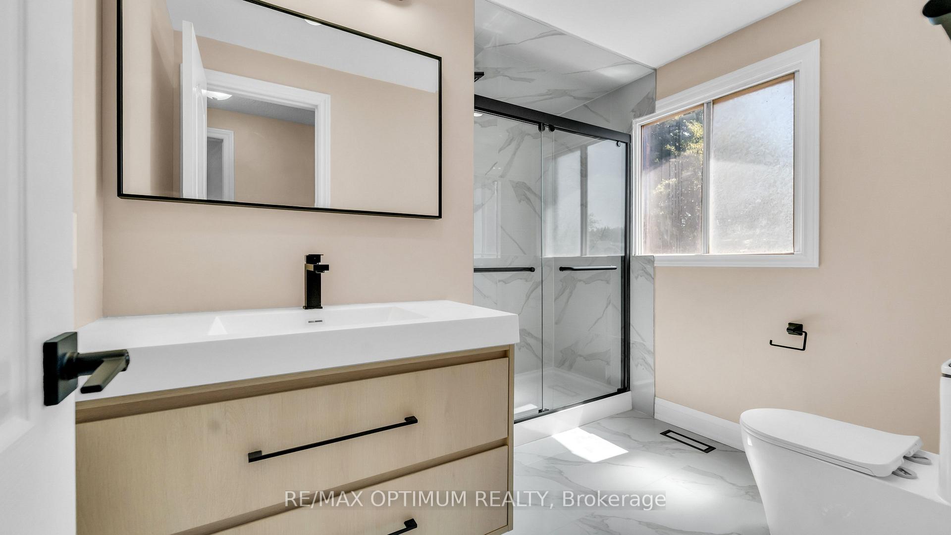Photo 29 of 4 Lawnview Court, Brampton, Heart Lake West — HOMEH