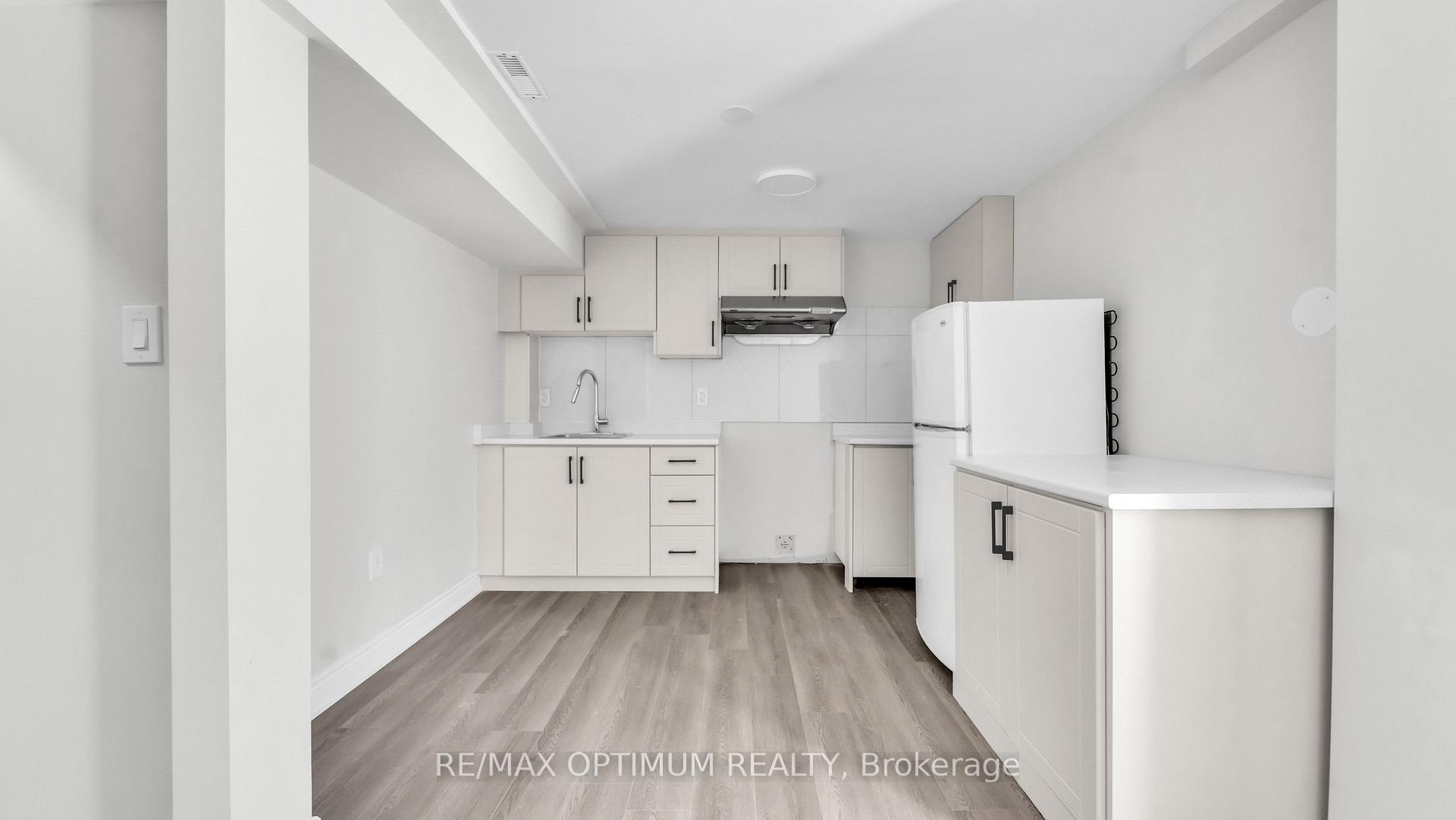 Photo 34 of 4 Lawnview Court, Brampton, Heart Lake West — HOMEH