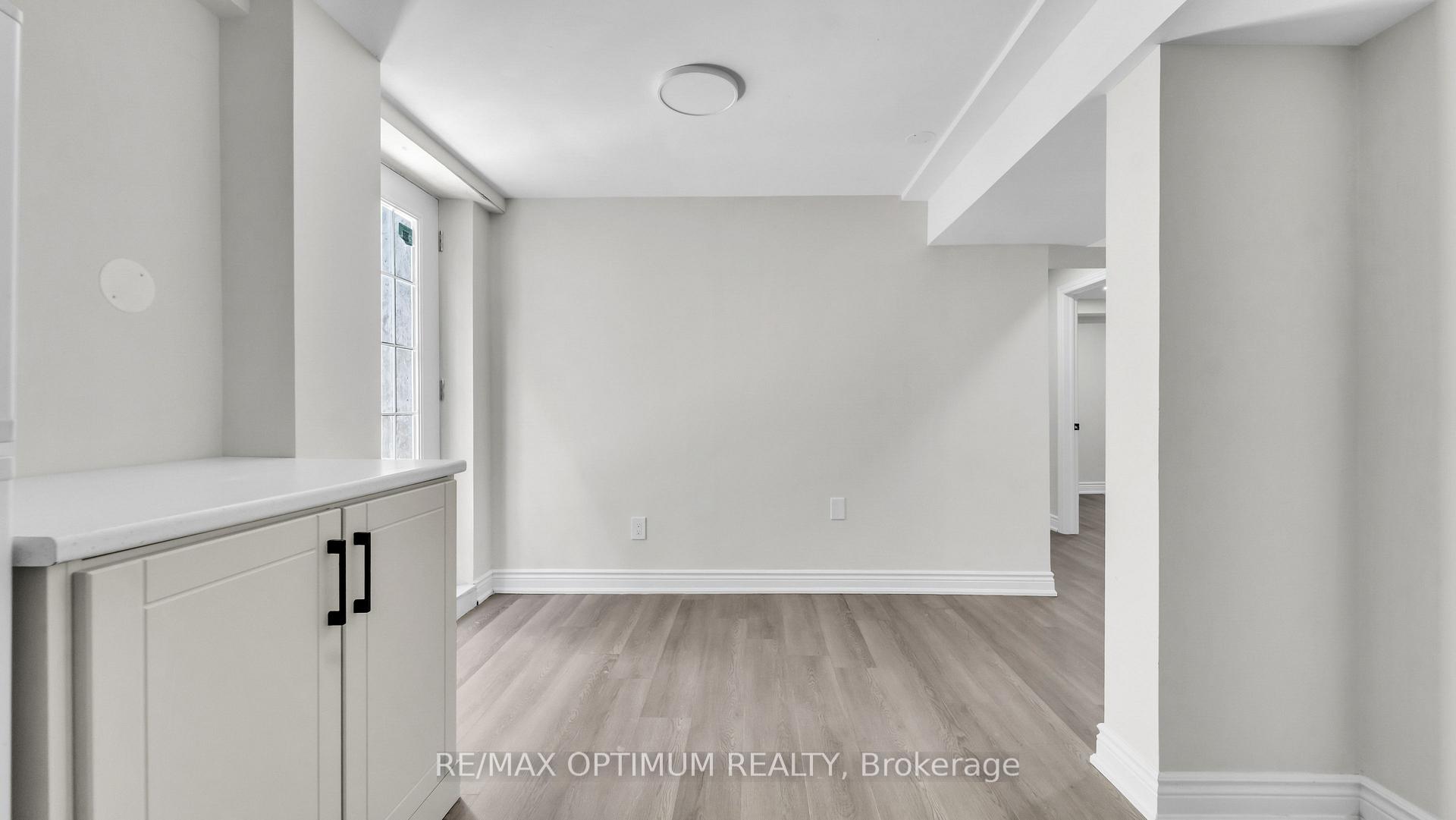 Photo 35 of 4 Lawnview Court, Brampton, Heart Lake West — HOMEH