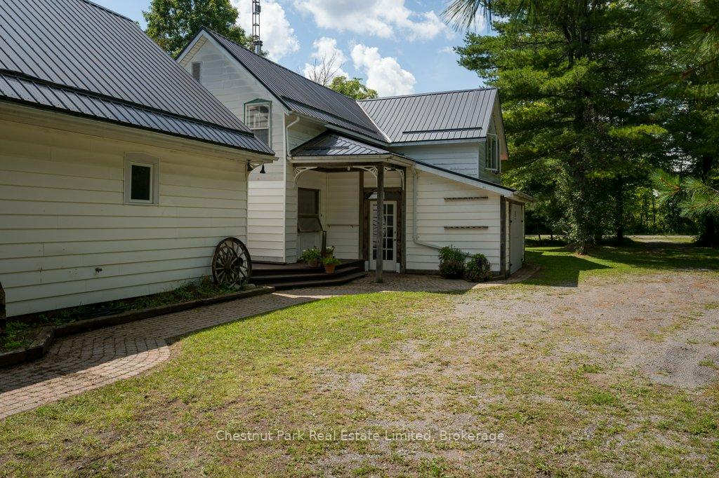 Photo 37 of 324 Declair Road, Tweed, Elzevir (Twp) — HOMEH