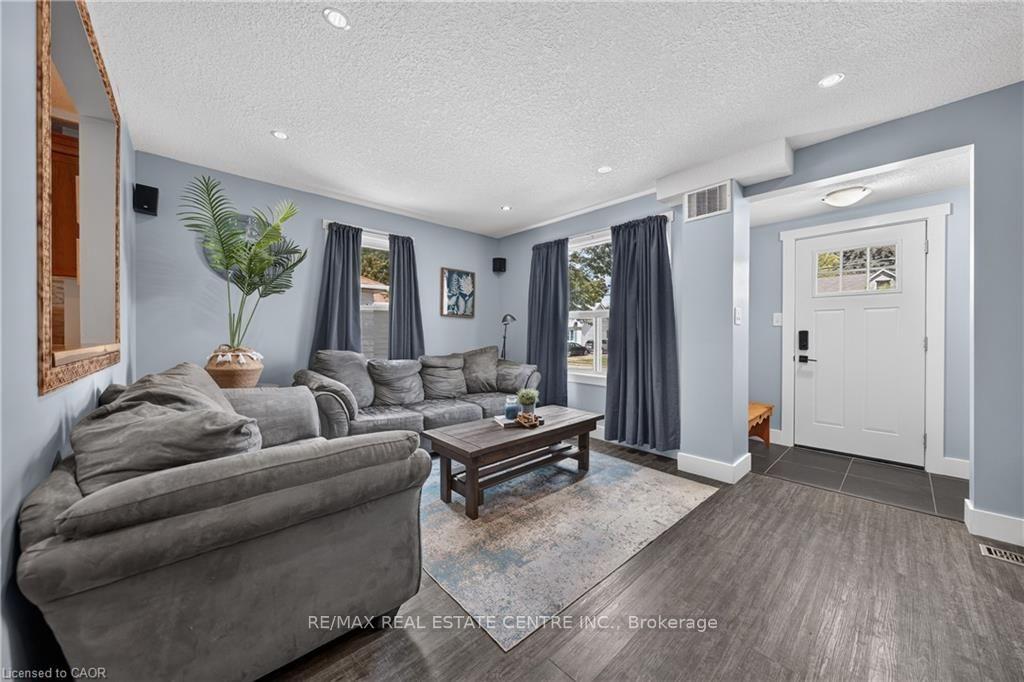 Photo 10 of 84 Norfolk Avenue, Cambridge, Greenway-Chaplin — HOMEH