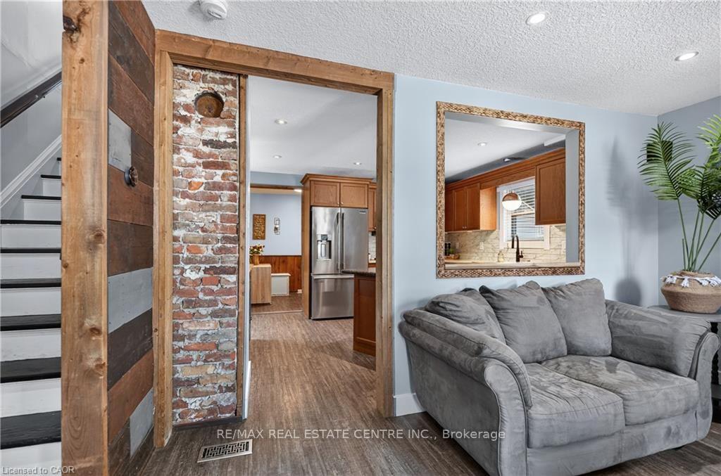 Photo 12 of 84 Norfolk Avenue, Cambridge, Greenway-Chaplin — HOMEH