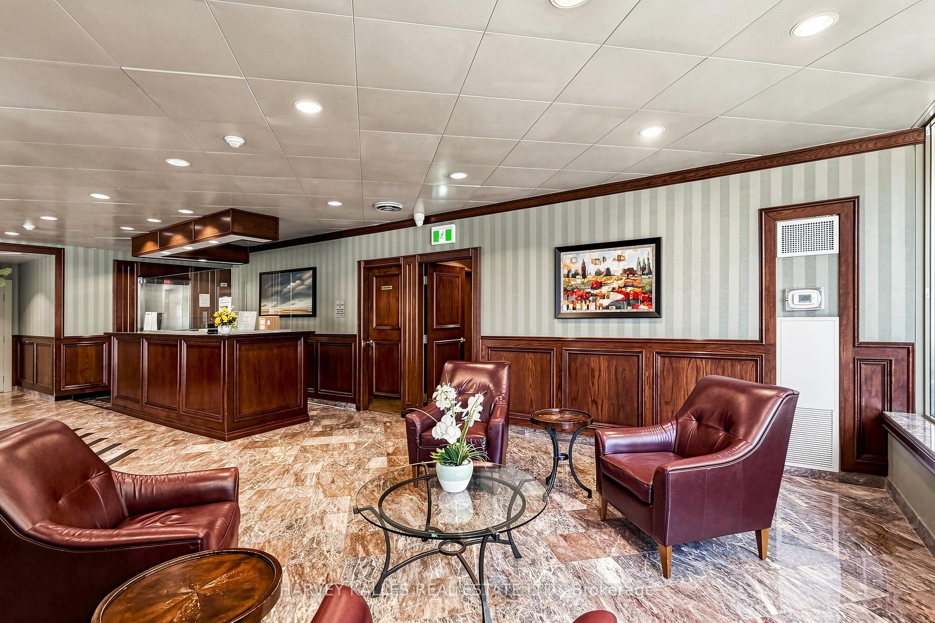 Photo 8 of Unit 408, 1055 Bay Street, Toronto, Bay Street Corridor — HOMEH