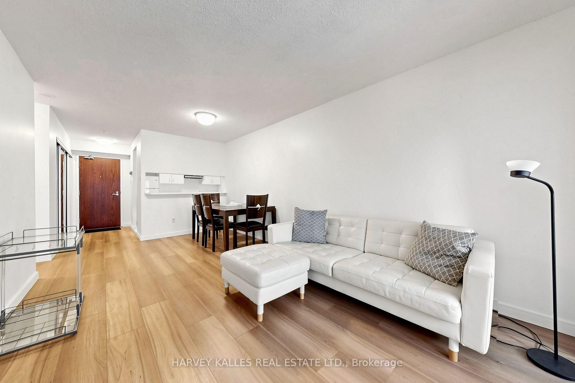 Photo 11 of Unit 408, 1055 Bay Street, Toronto, Bay Street Corridor — HOMEH