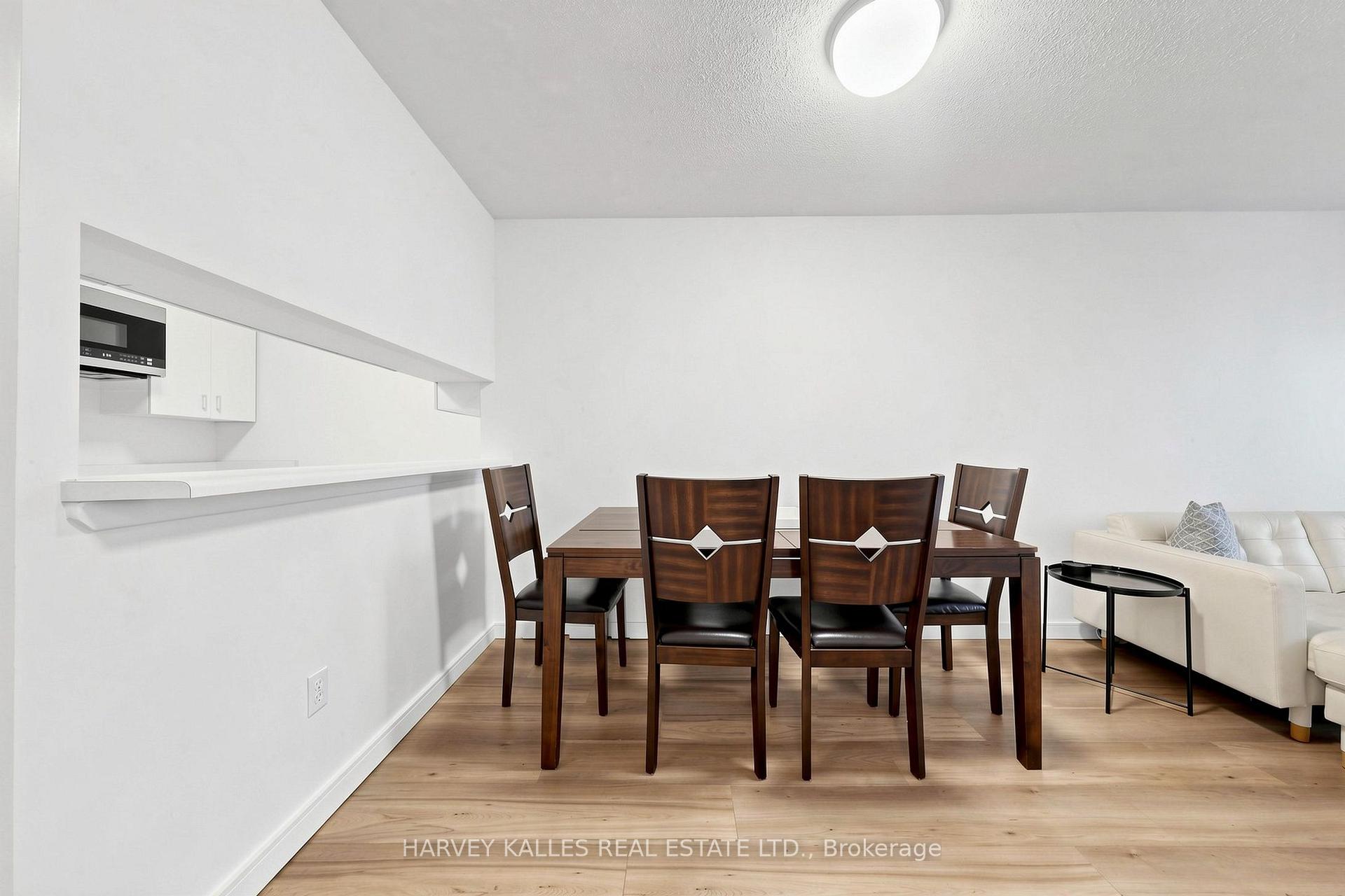 Photo 15 of Unit 408, 1055 Bay Street, Toronto, Bay Street Corridor — HOMEH