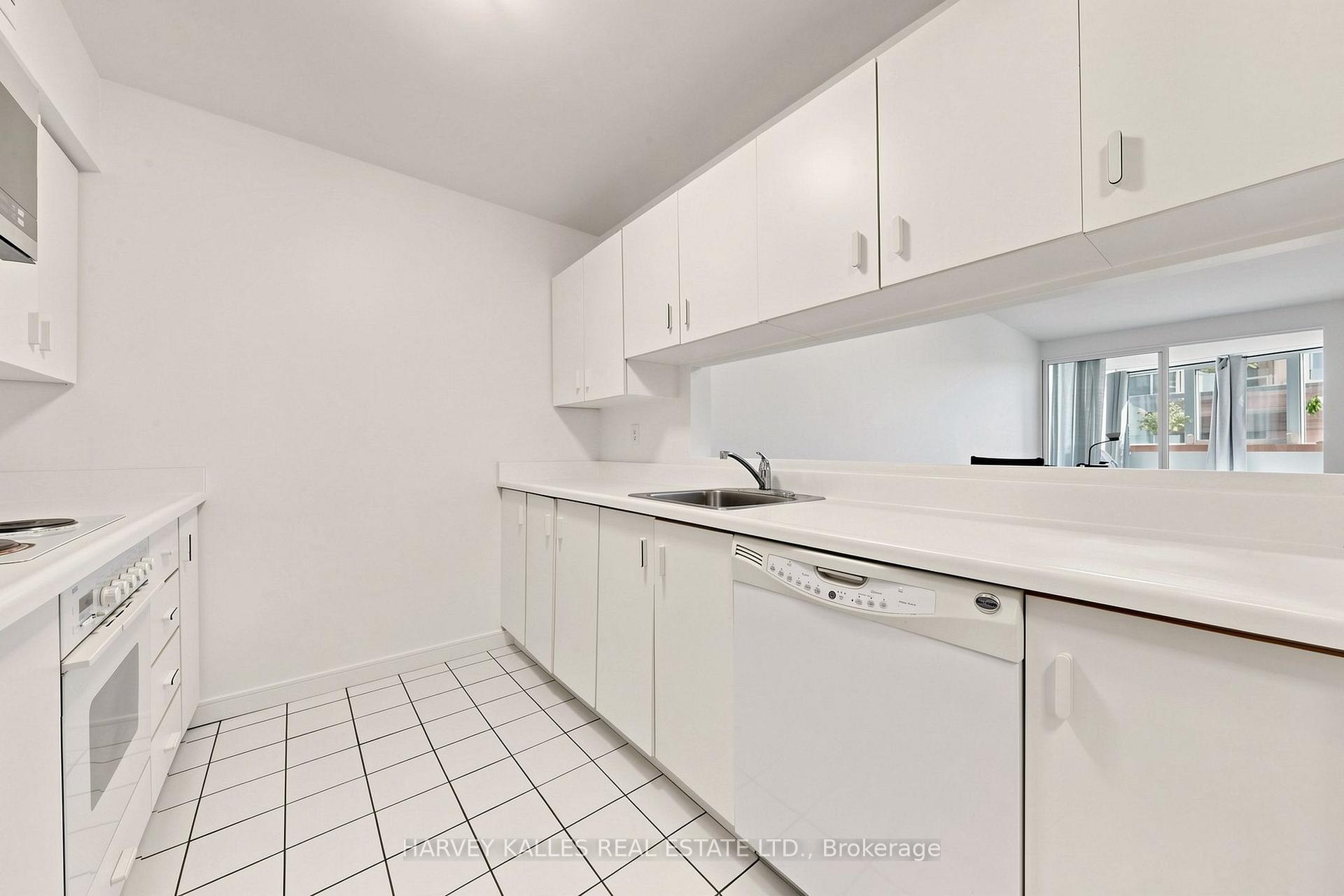 Photo 16 of Unit 408, 1055 Bay Street, Toronto, Bay Street Corridor — HOMEH
