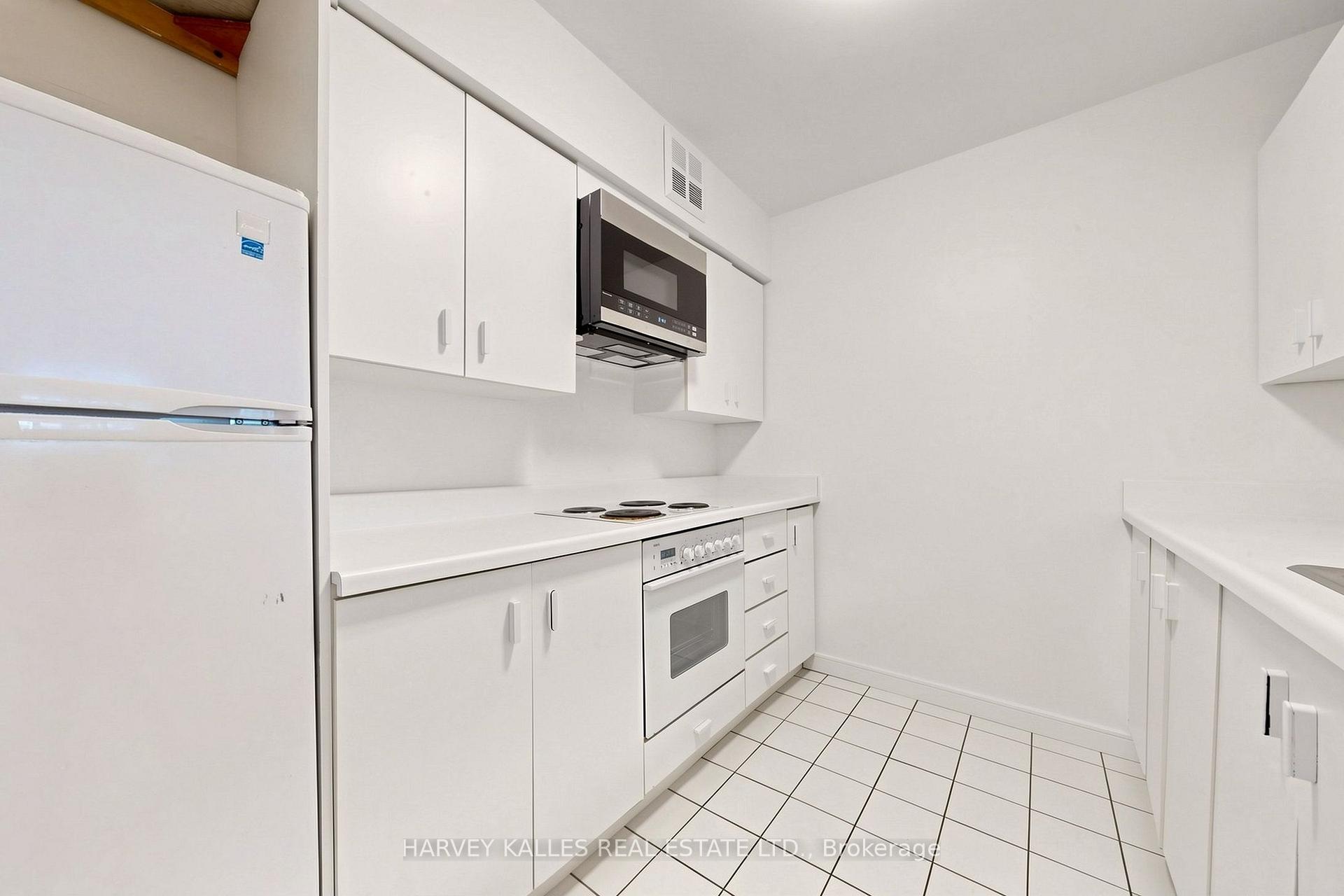 Photo 17 of Unit 408, 1055 Bay Street, Toronto, Bay Street Corridor — HOMEH