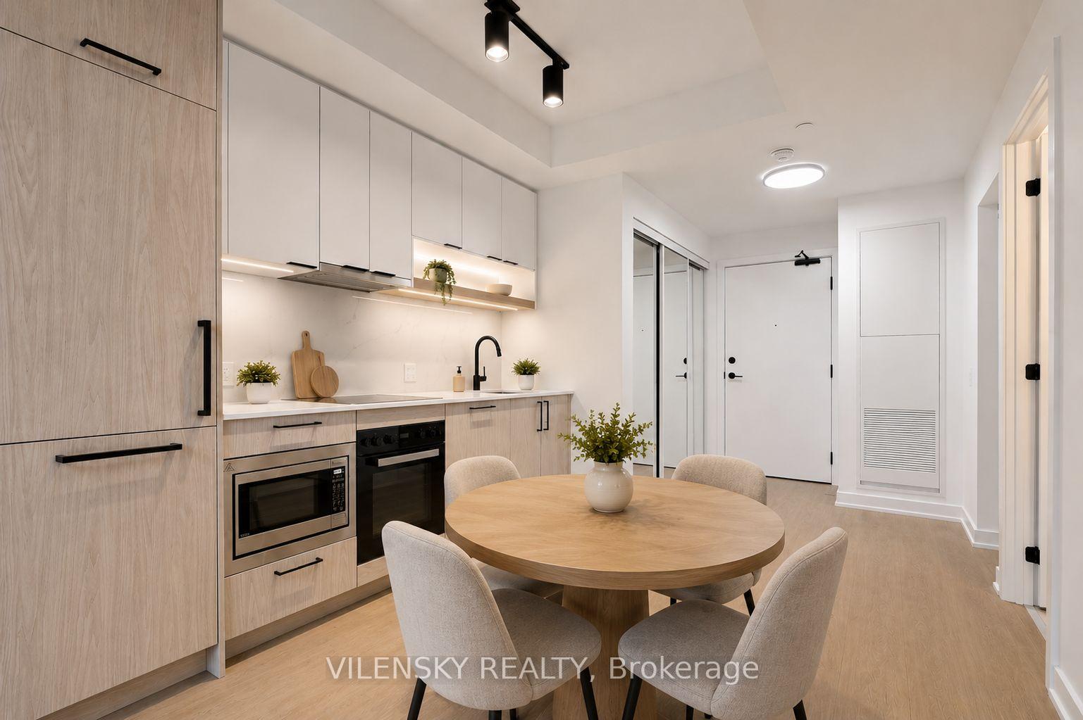Photo 7 of Unit 616, 91 Montclair Avenue, Toronto, Forest Hill South — HOMEH