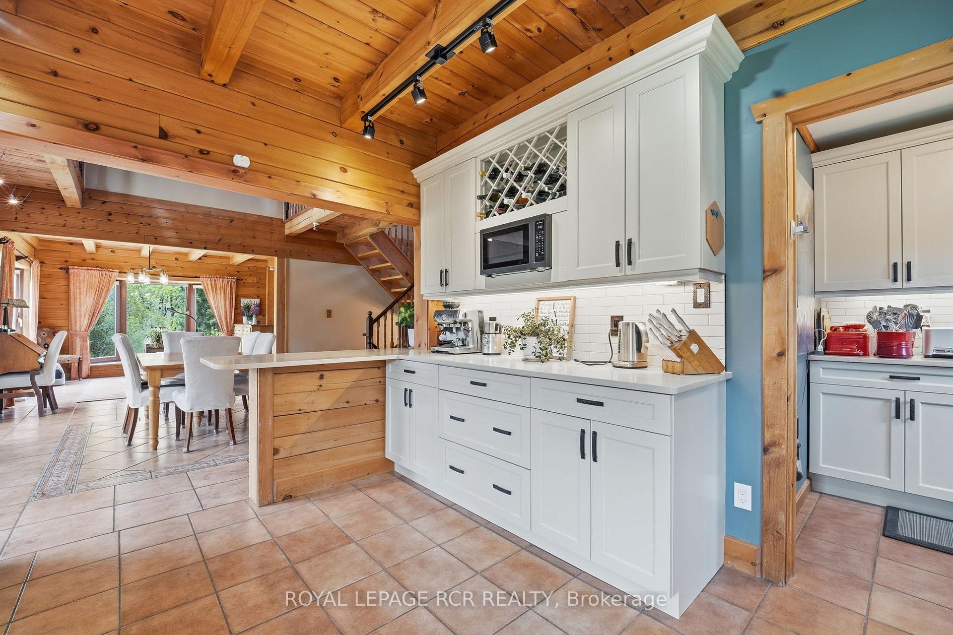 Photo 17 of 17270 Highway 50 Road, Caledon, Palgrave — HOMEH