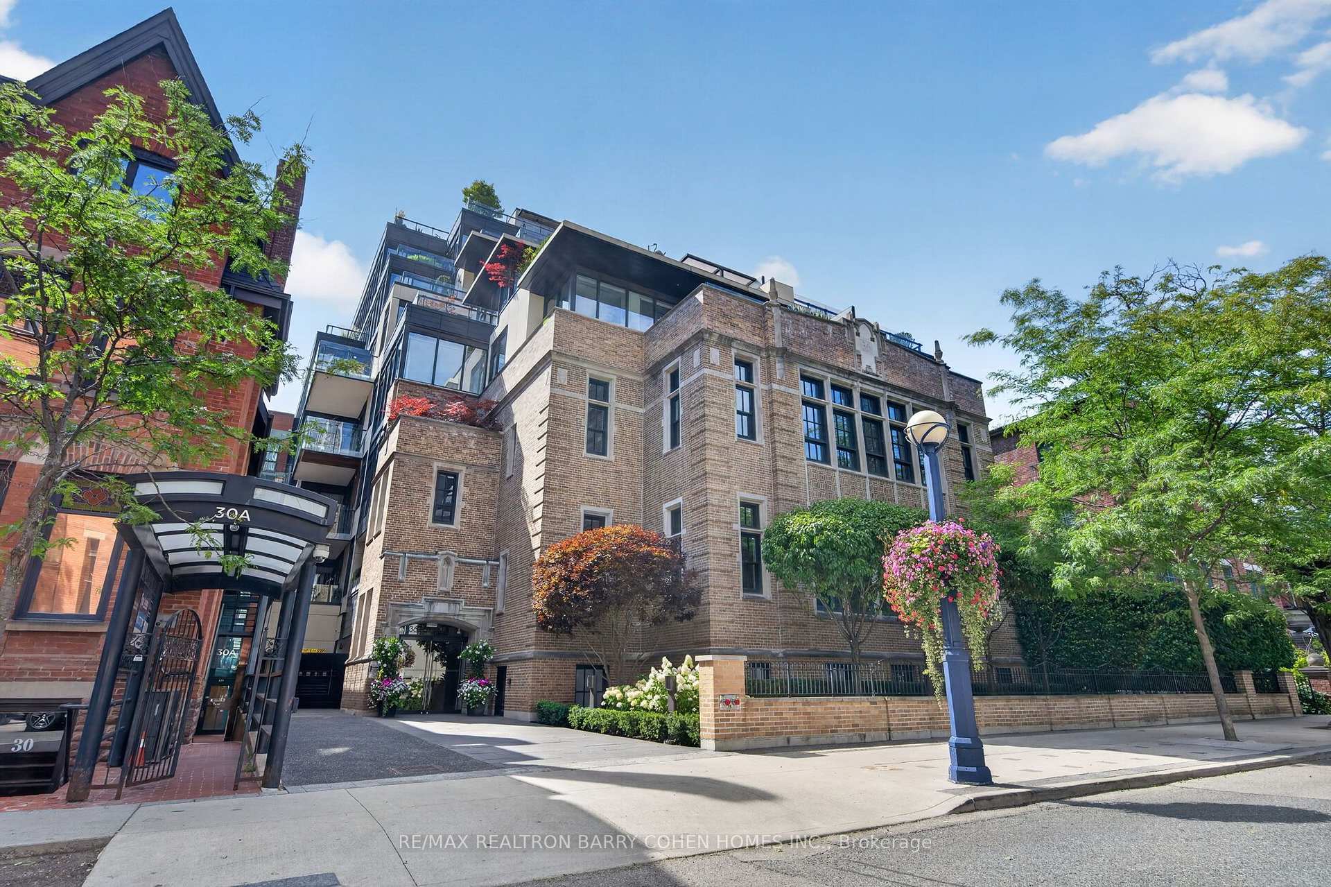 Photo of Unit 2A, 36 Hazelton Avenue