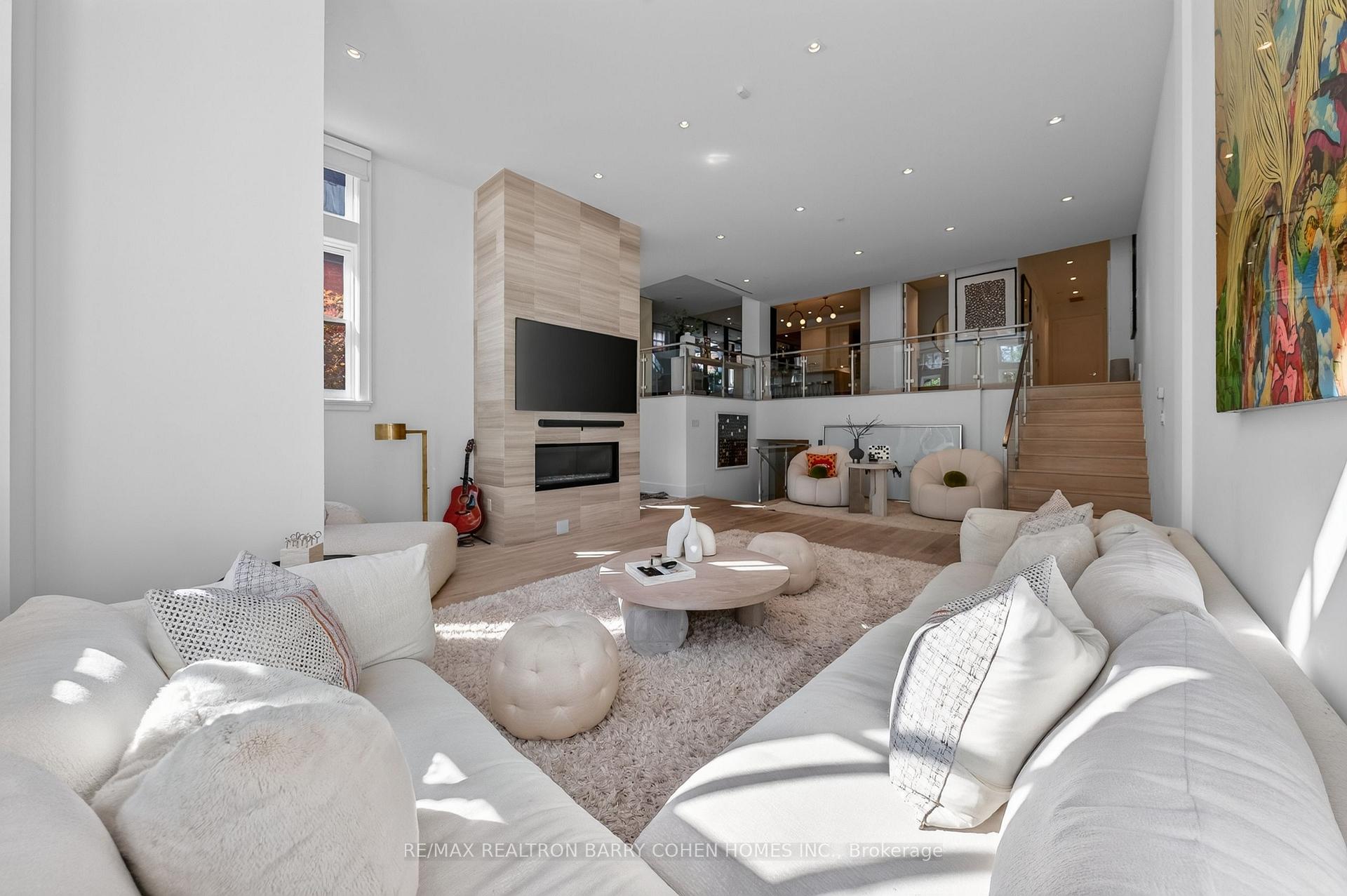 Photo 4 of Unit 2A, 36 Hazelton Avenue, Toronto, The Annex — HOMEH