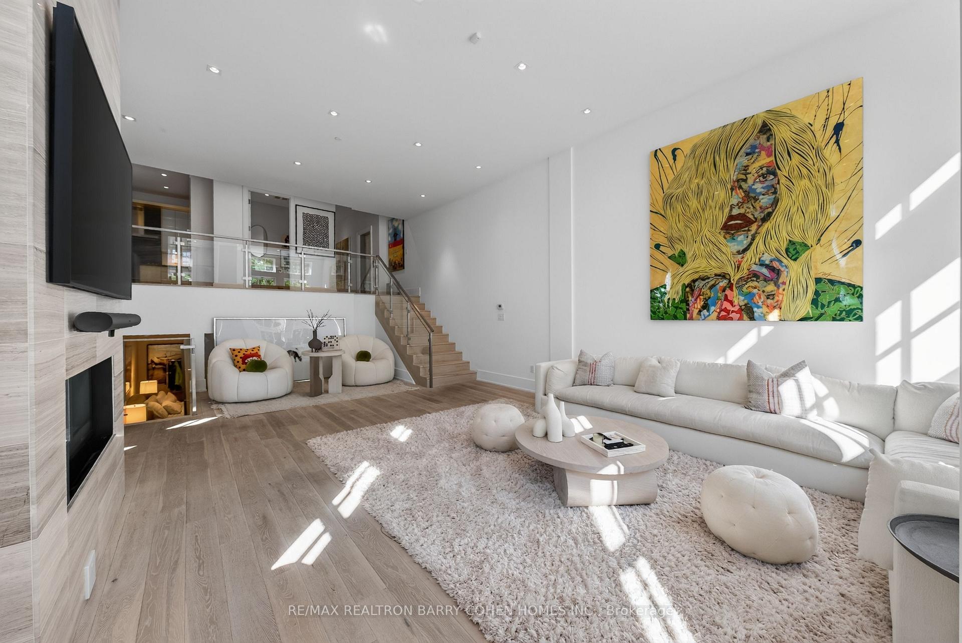 Photo 5 of Unit 2A, 36 Hazelton Avenue, Toronto, The Annex — HOMEH